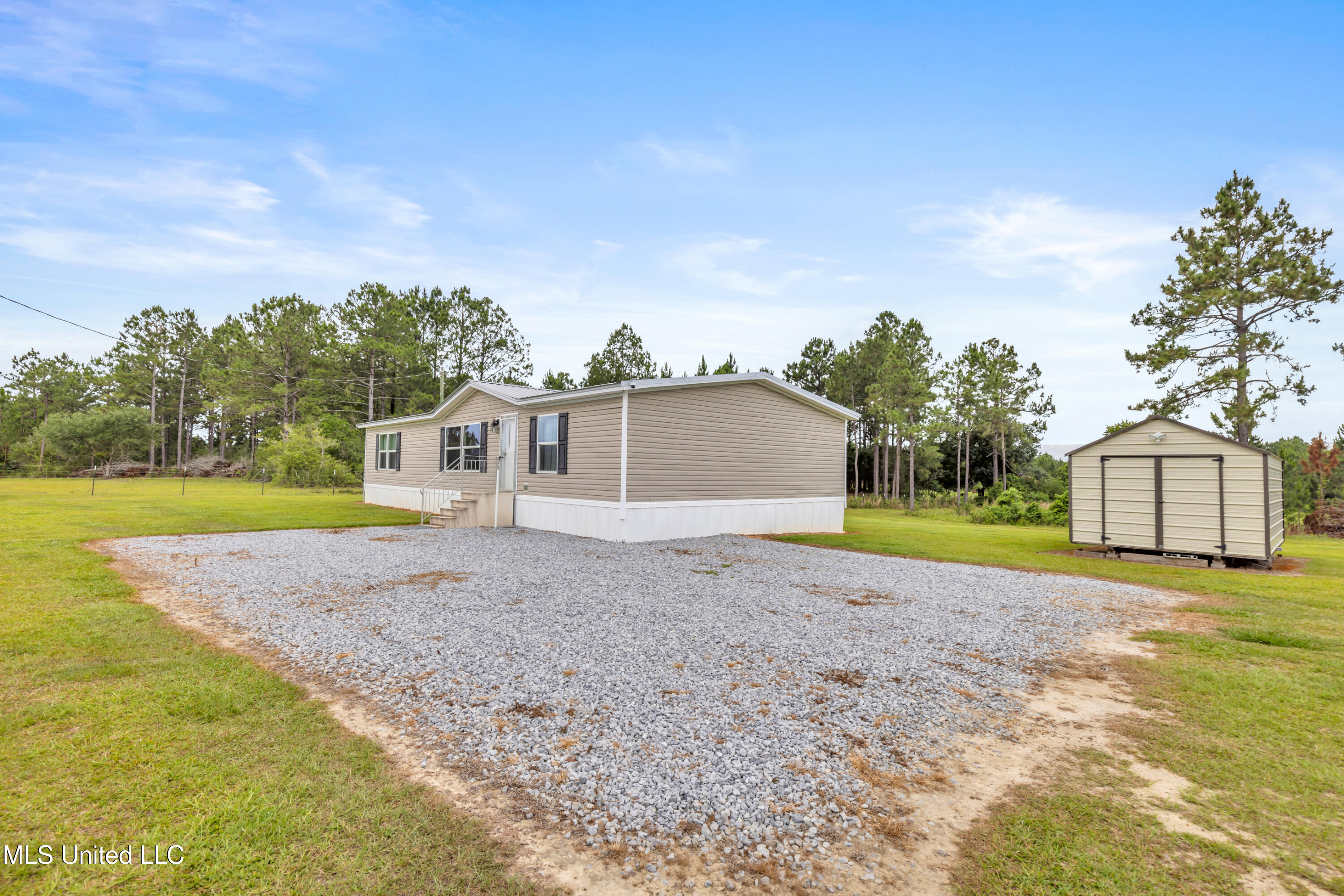 28193 J P Ladner Road Property Photo 26