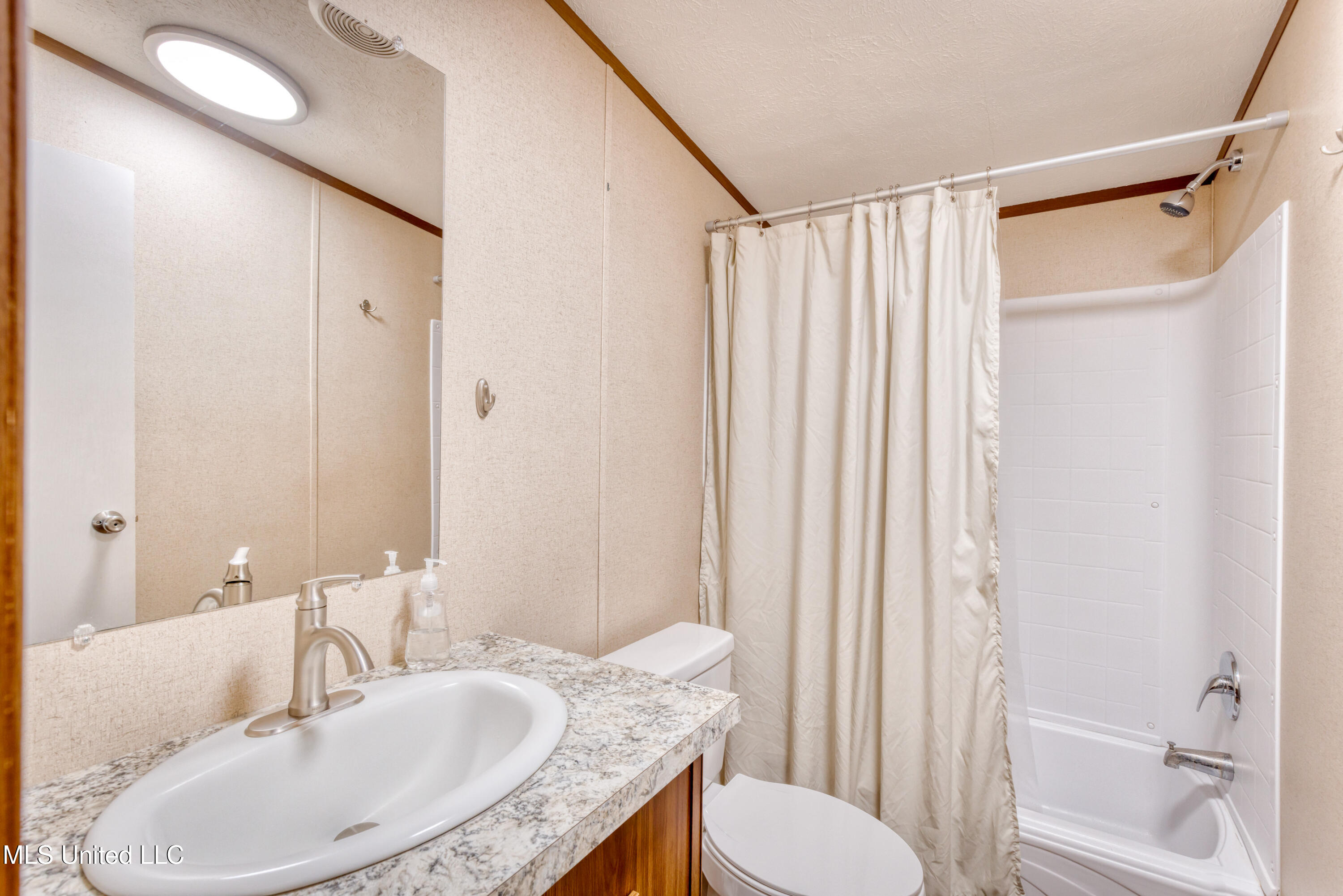 28193 J P Ladner Road Property Photo 32