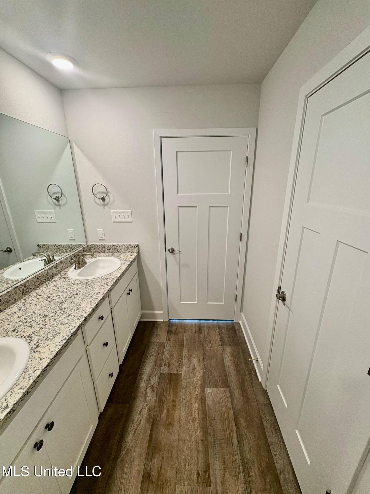 18060 Tiffany Renee Drive Property Photo 16