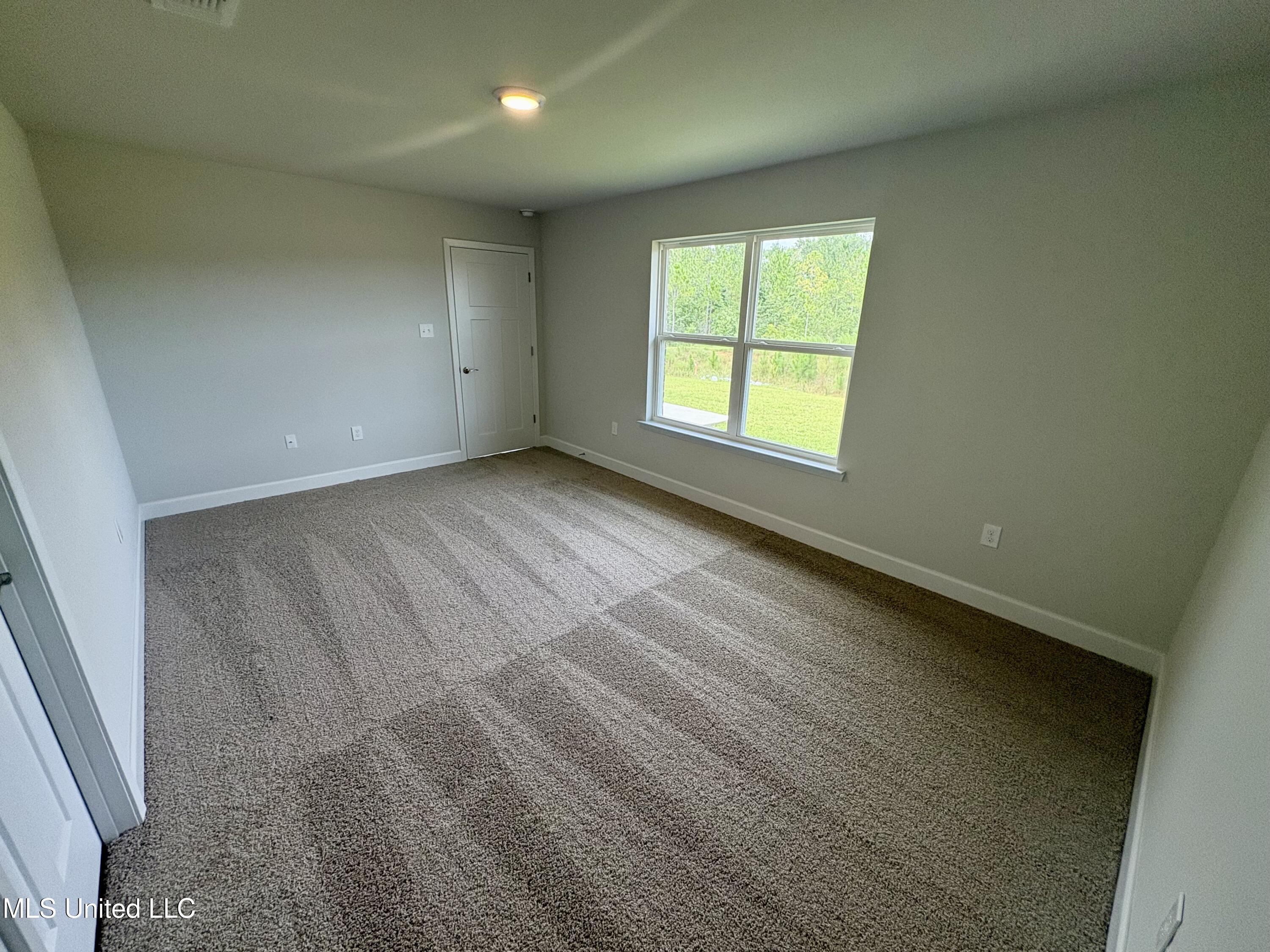 18060 Tiffany Renee Drive Property Photo 24