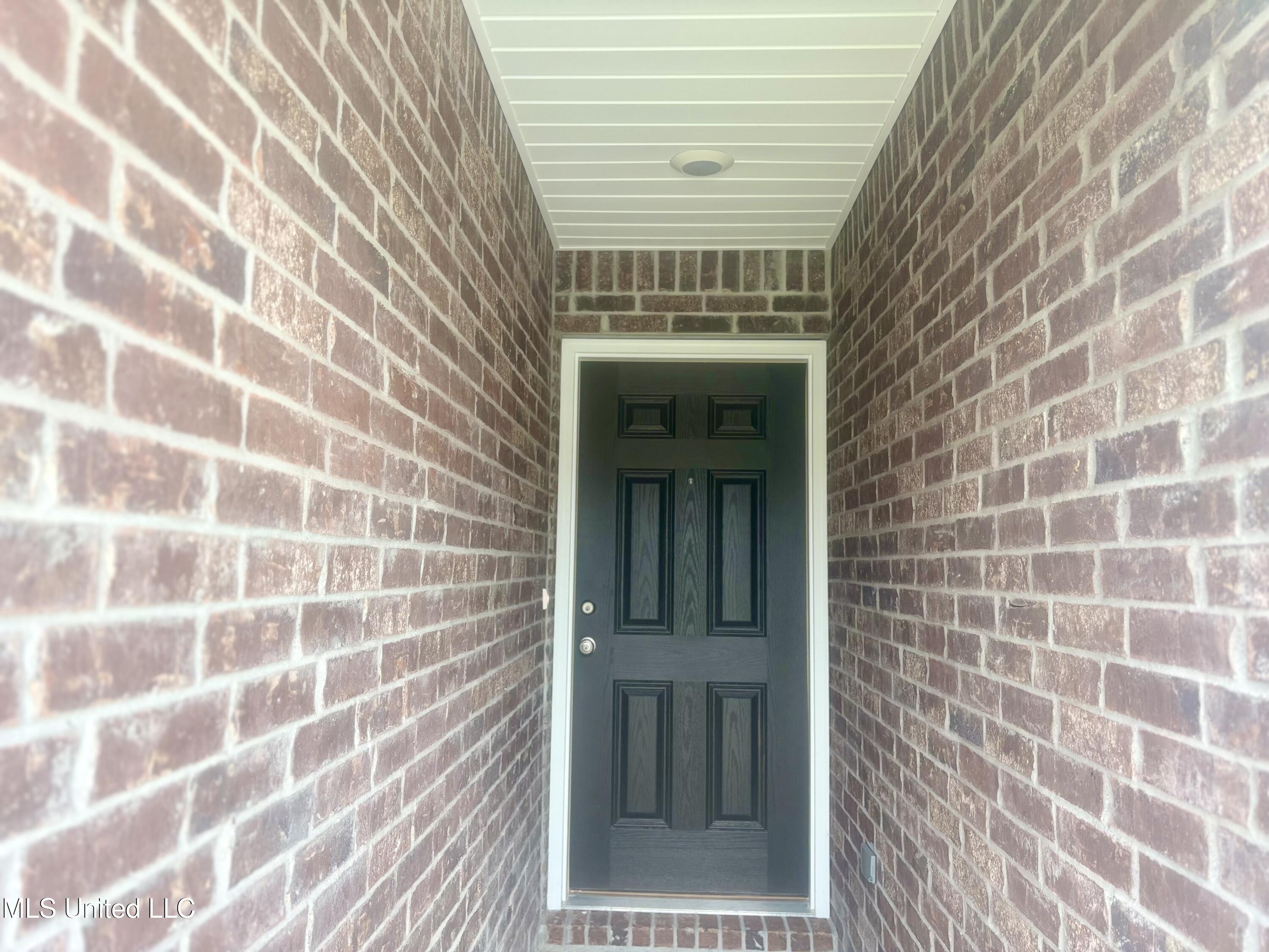 18060 Tiffany Renee Drive Property Photo 33
