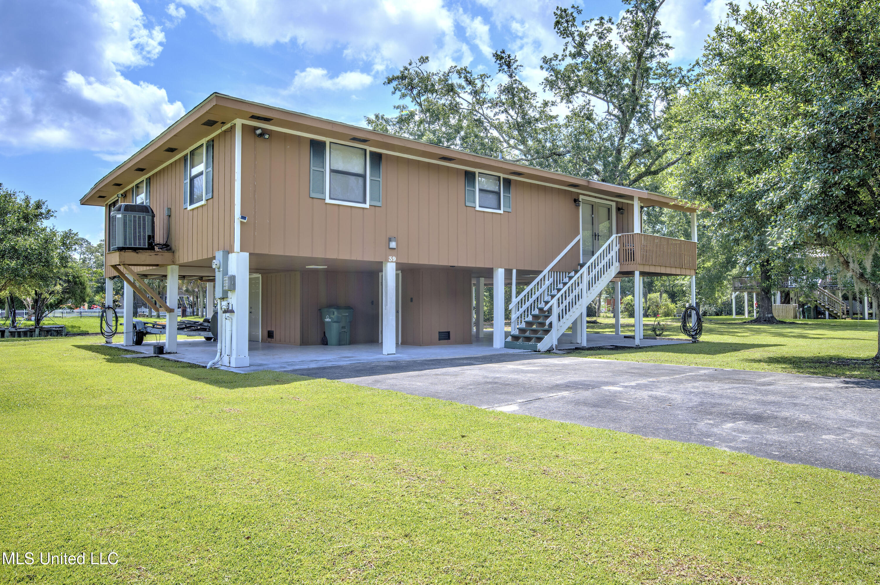 39 Harrison Road Property Photo 1