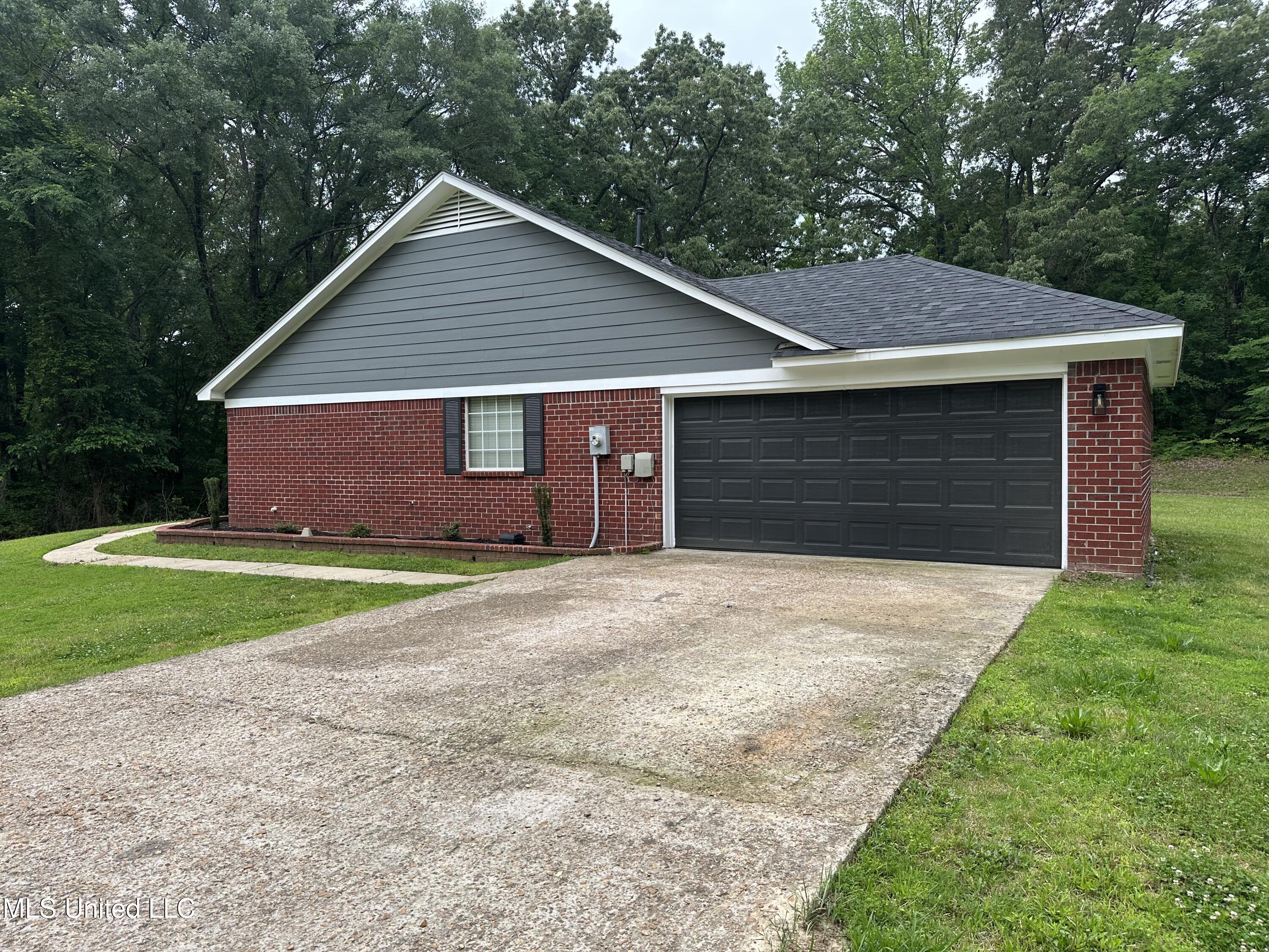 90 Vance Cove Property Photo 6