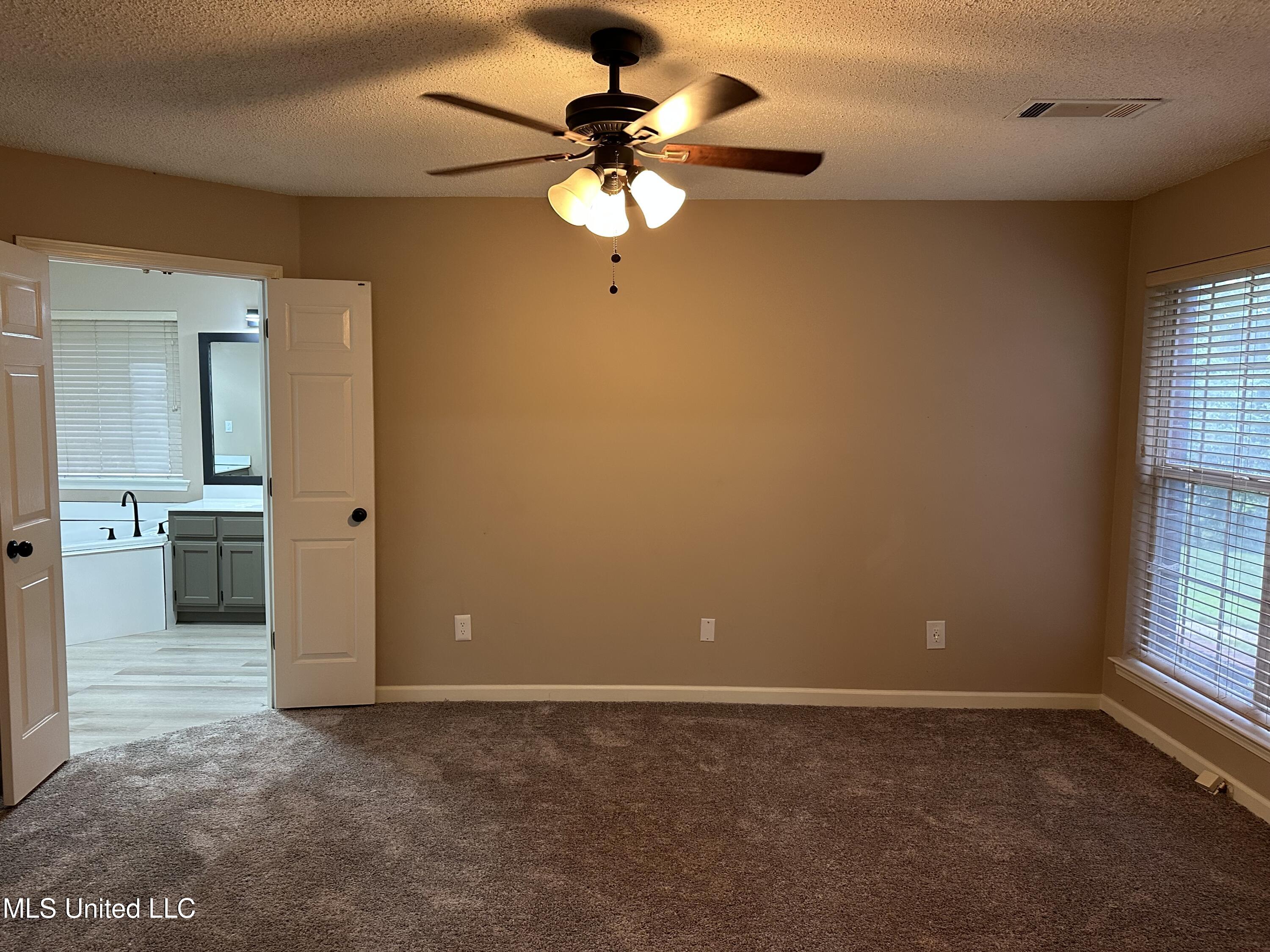 90 Vance Cove Property Photo 20