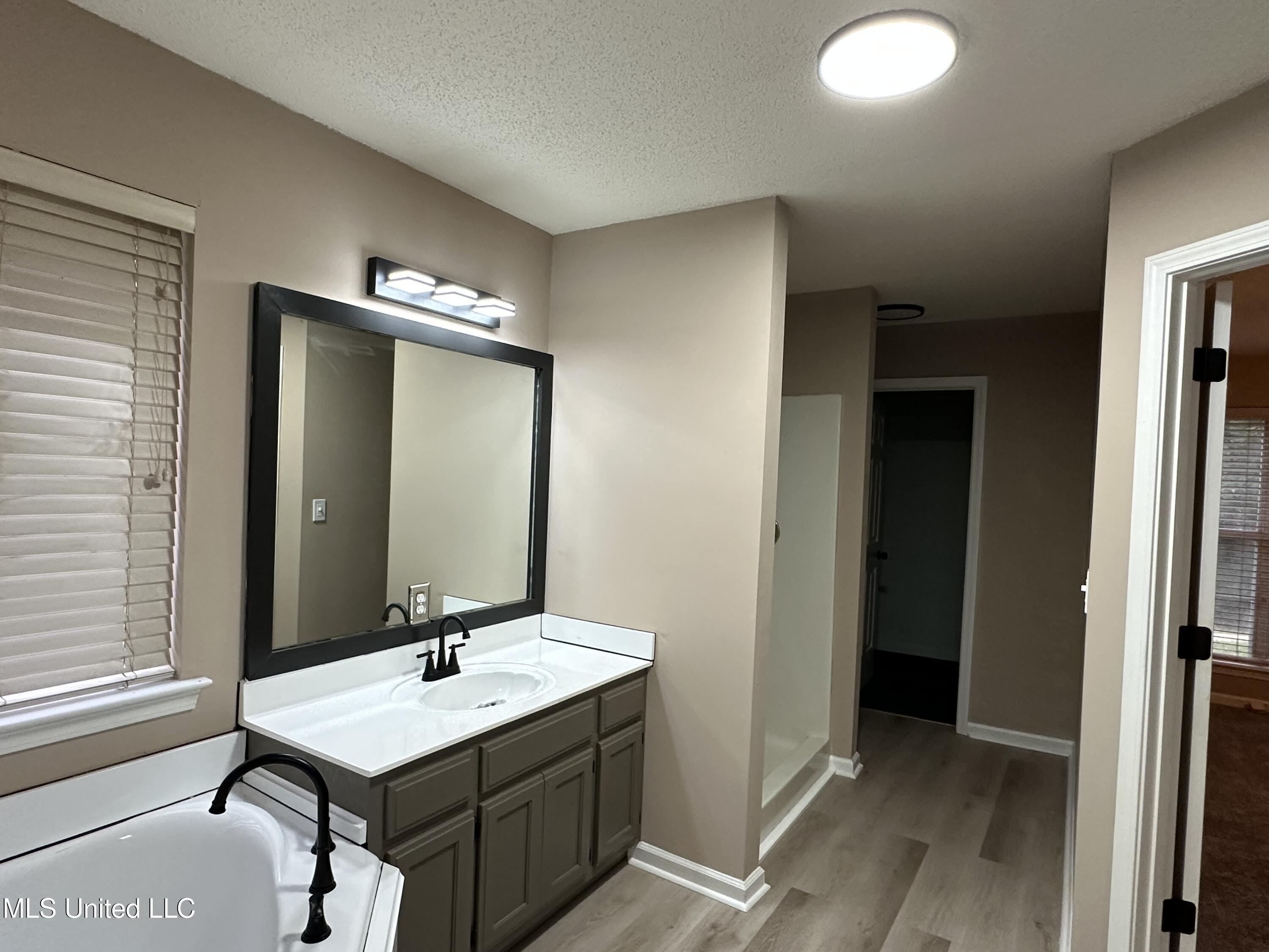 90 Vance Cove Property Photo 23