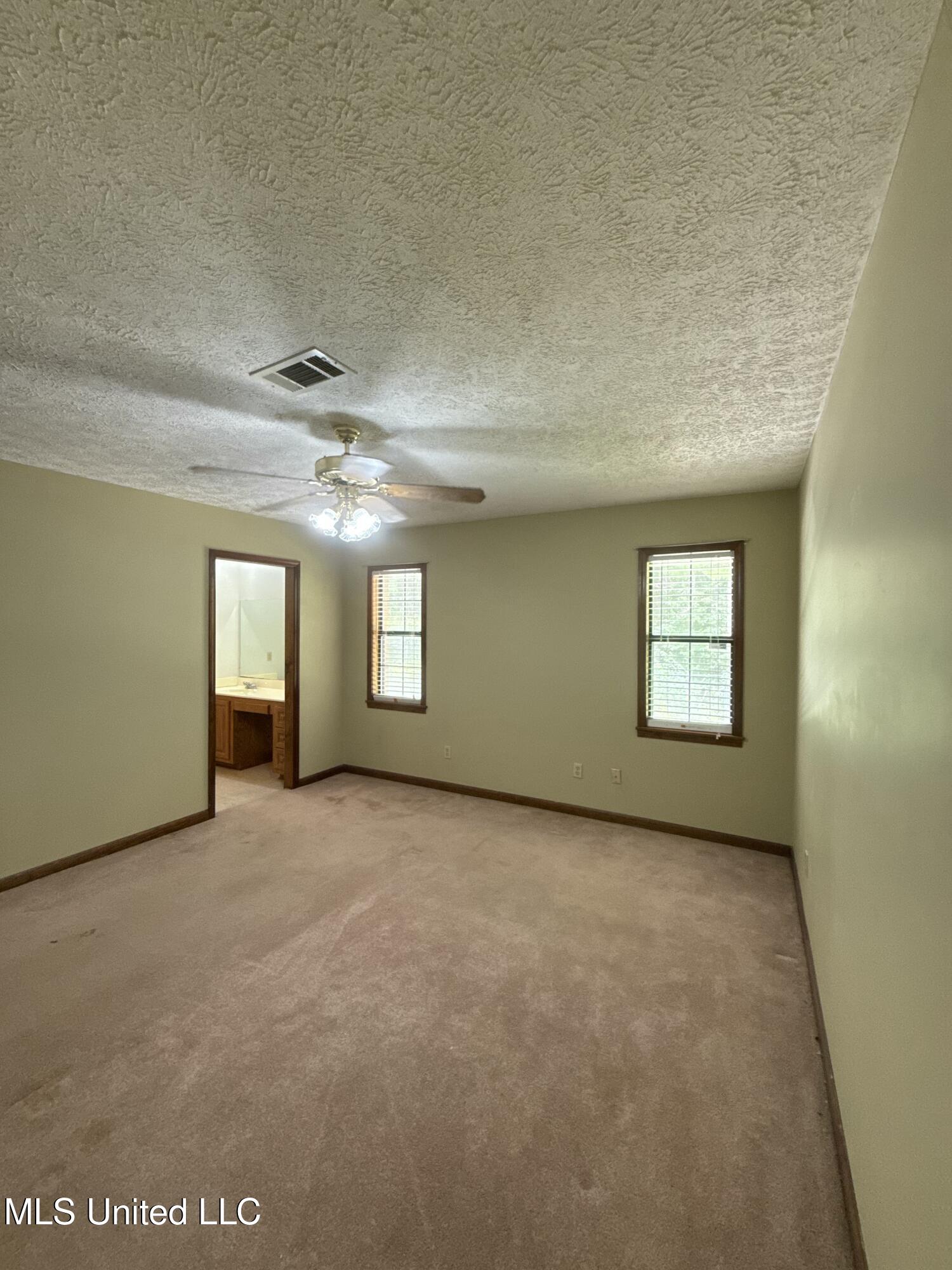 12 Minerva Road Property Photo 30