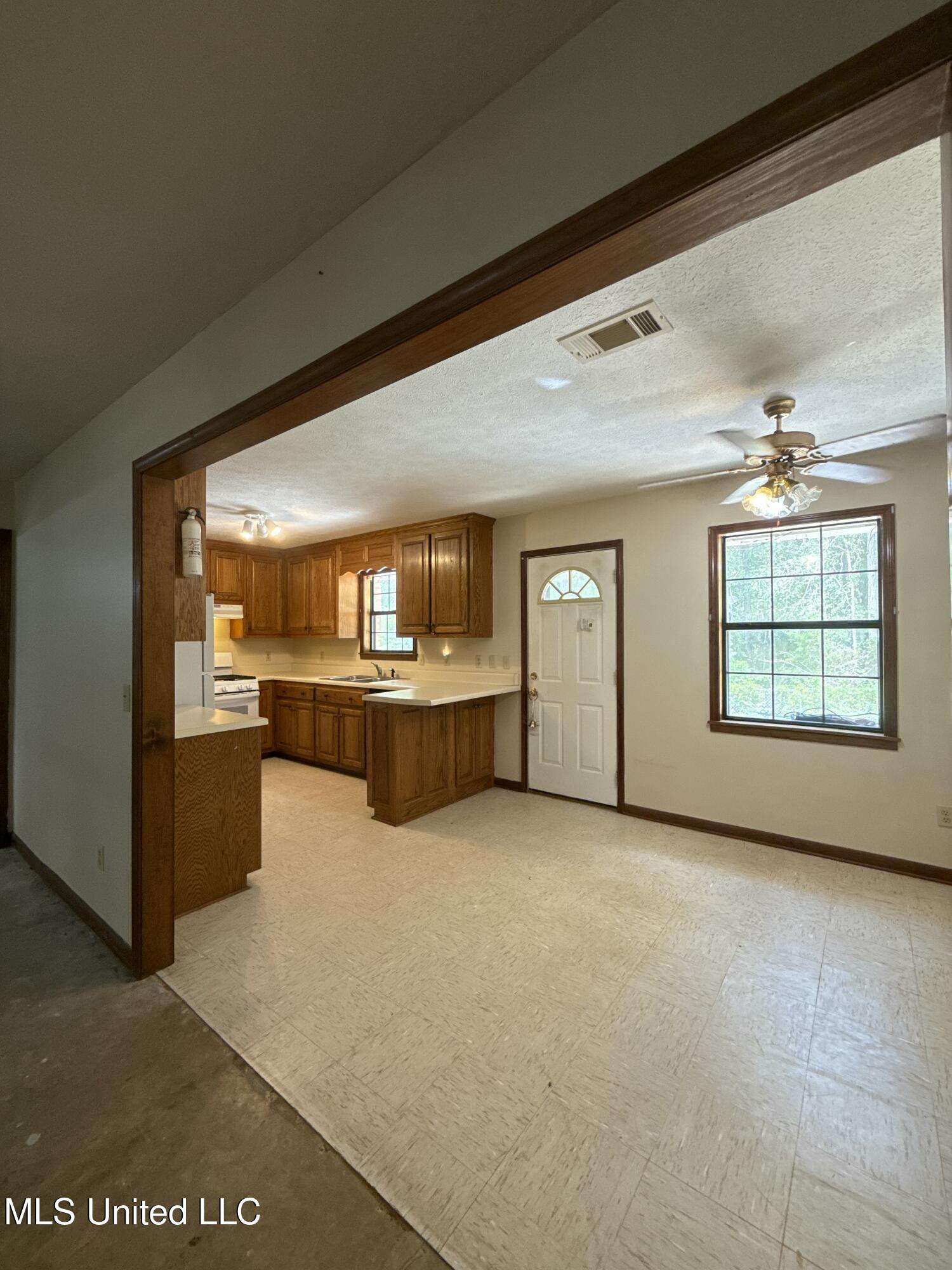 12 Minerva Road Property Photo 39