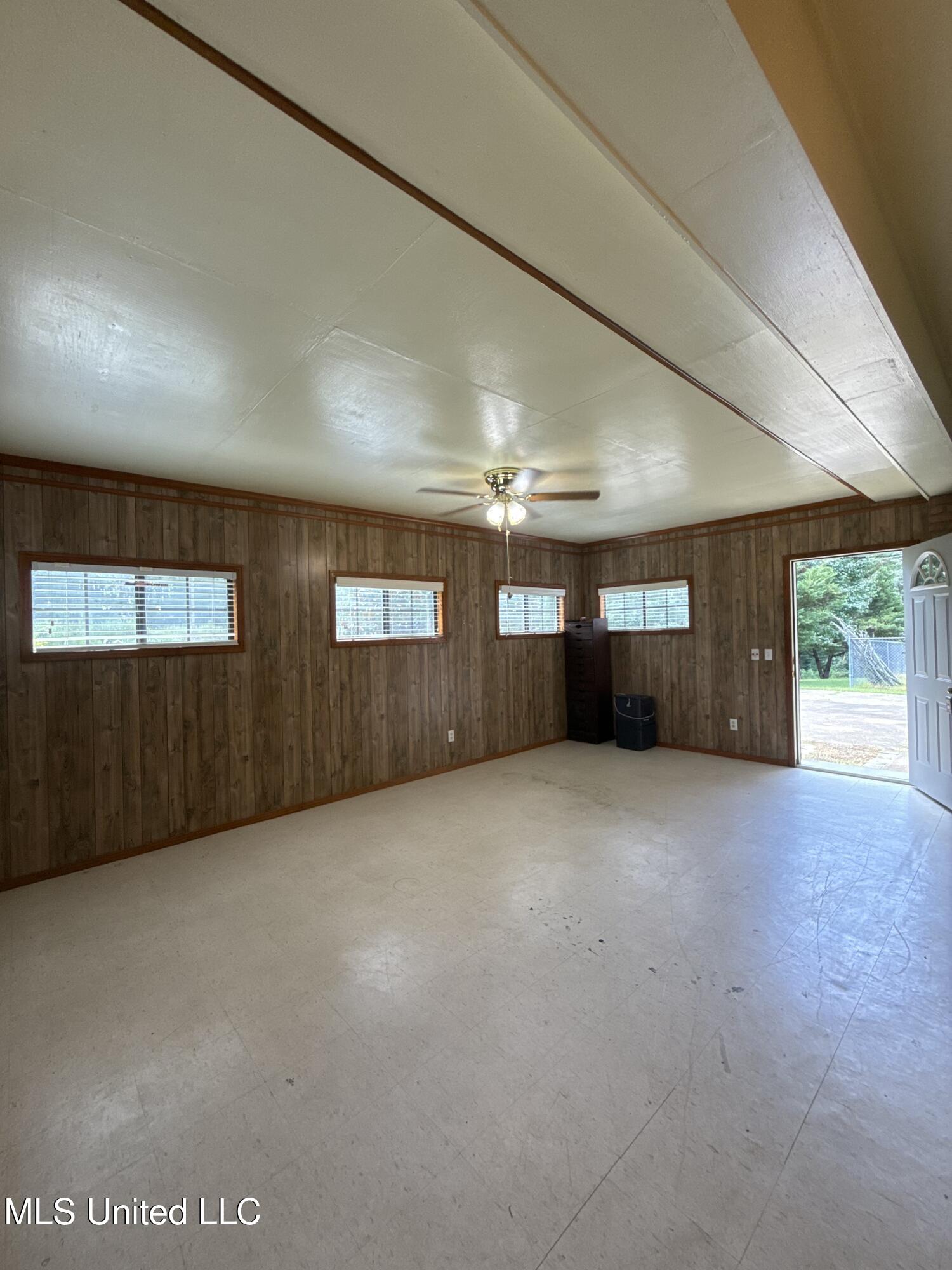 12 Minerva Road Property Photo 46