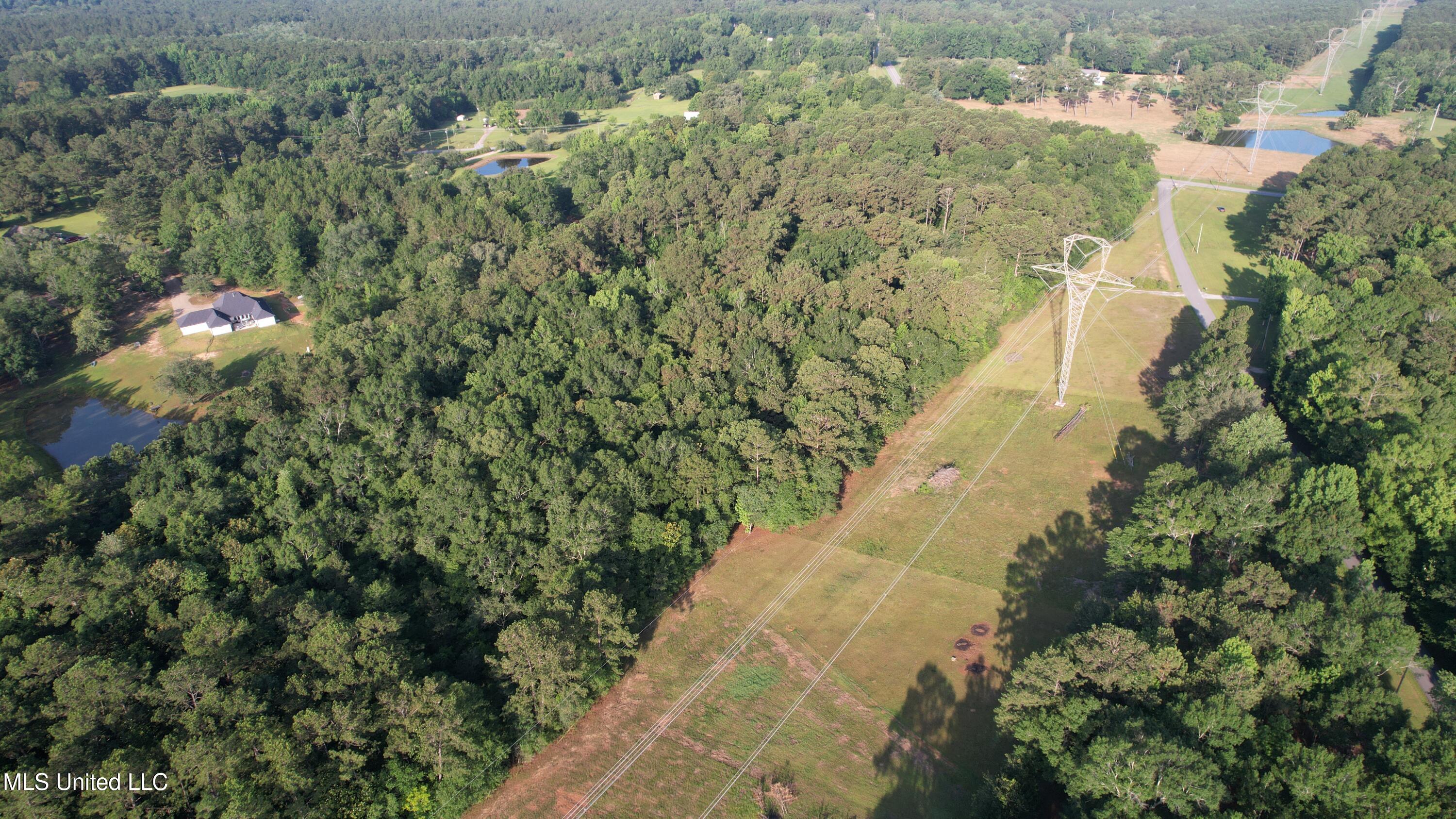 0 W Montcliff Drive Property Photo 1