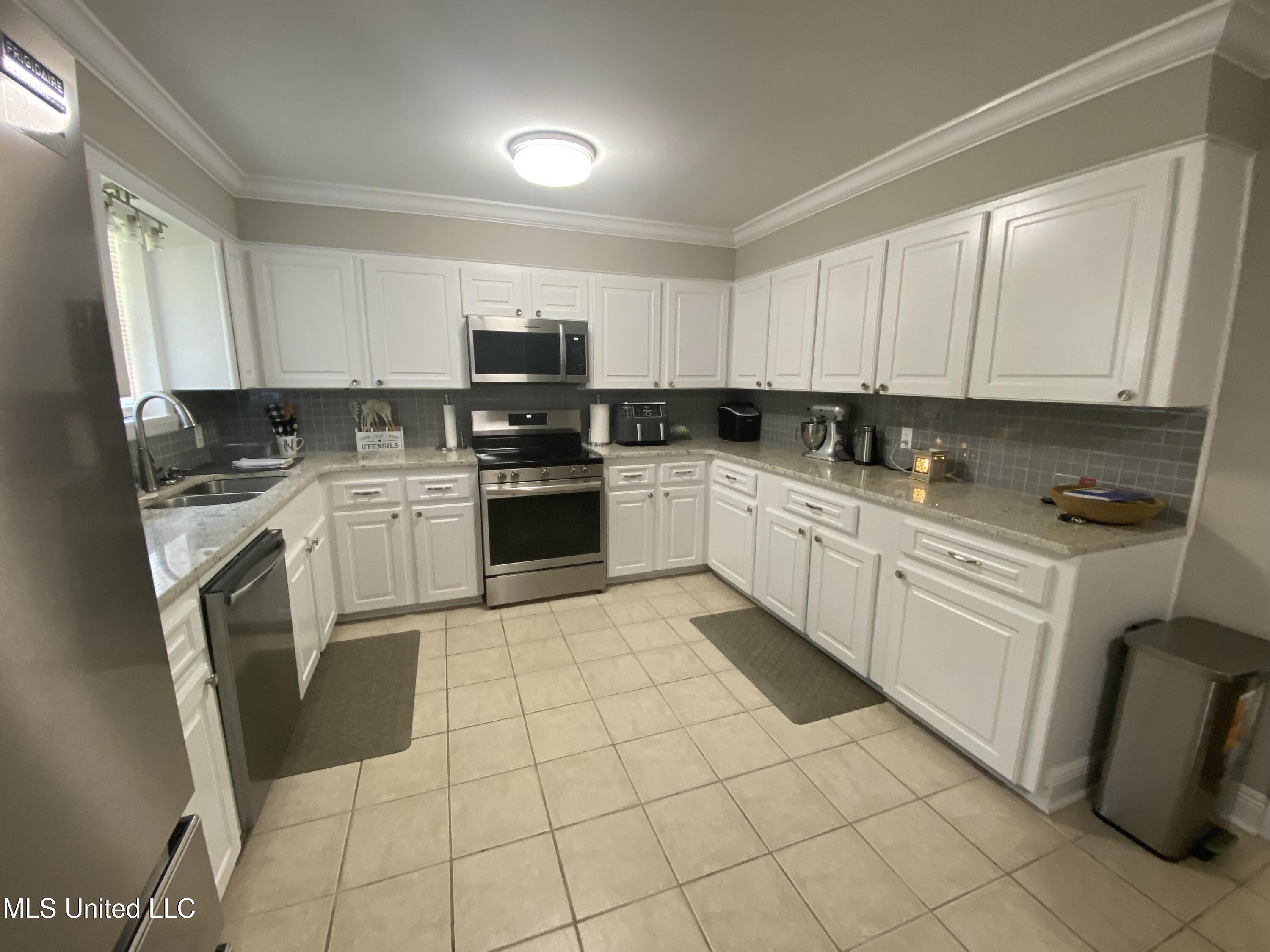 64 Ogden Road Property Photo 10