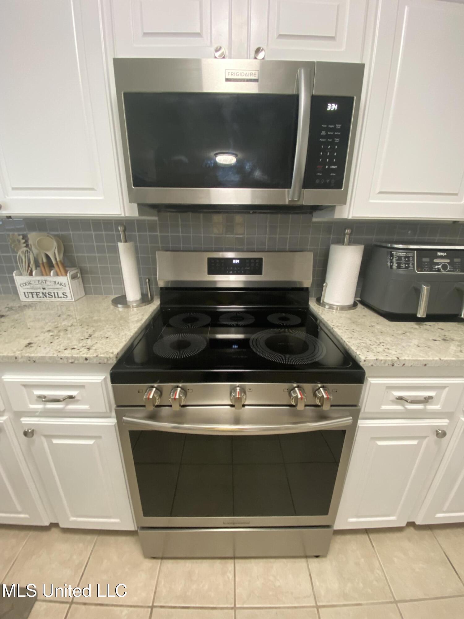 64 Ogden Road Property Photo 12