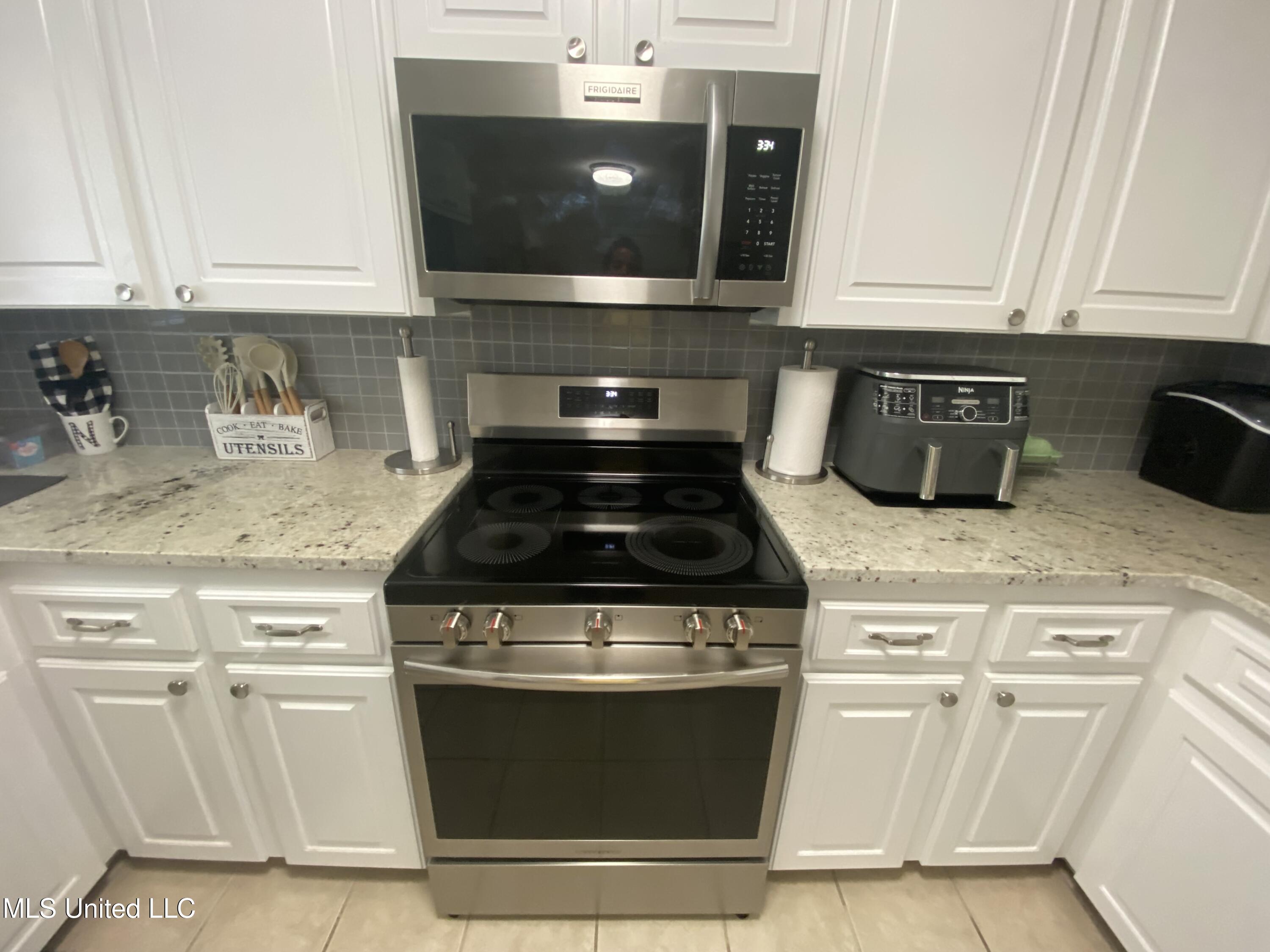 64 Ogden Road Property Photo 13