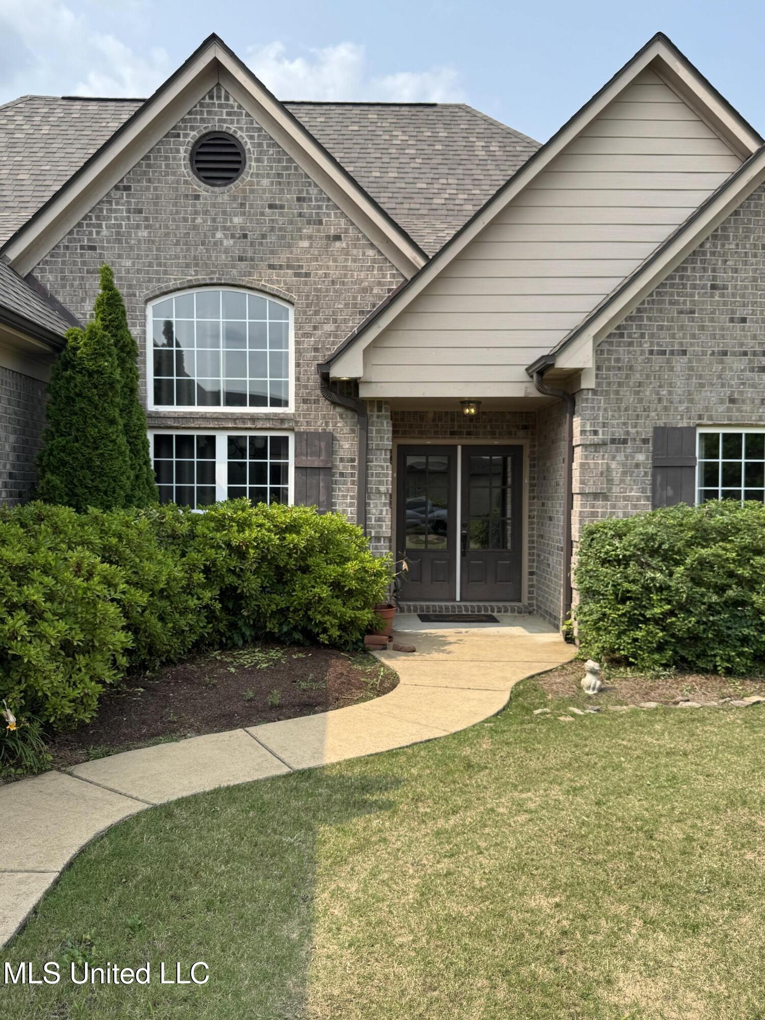 1406 Koby Lane Property Photo 3