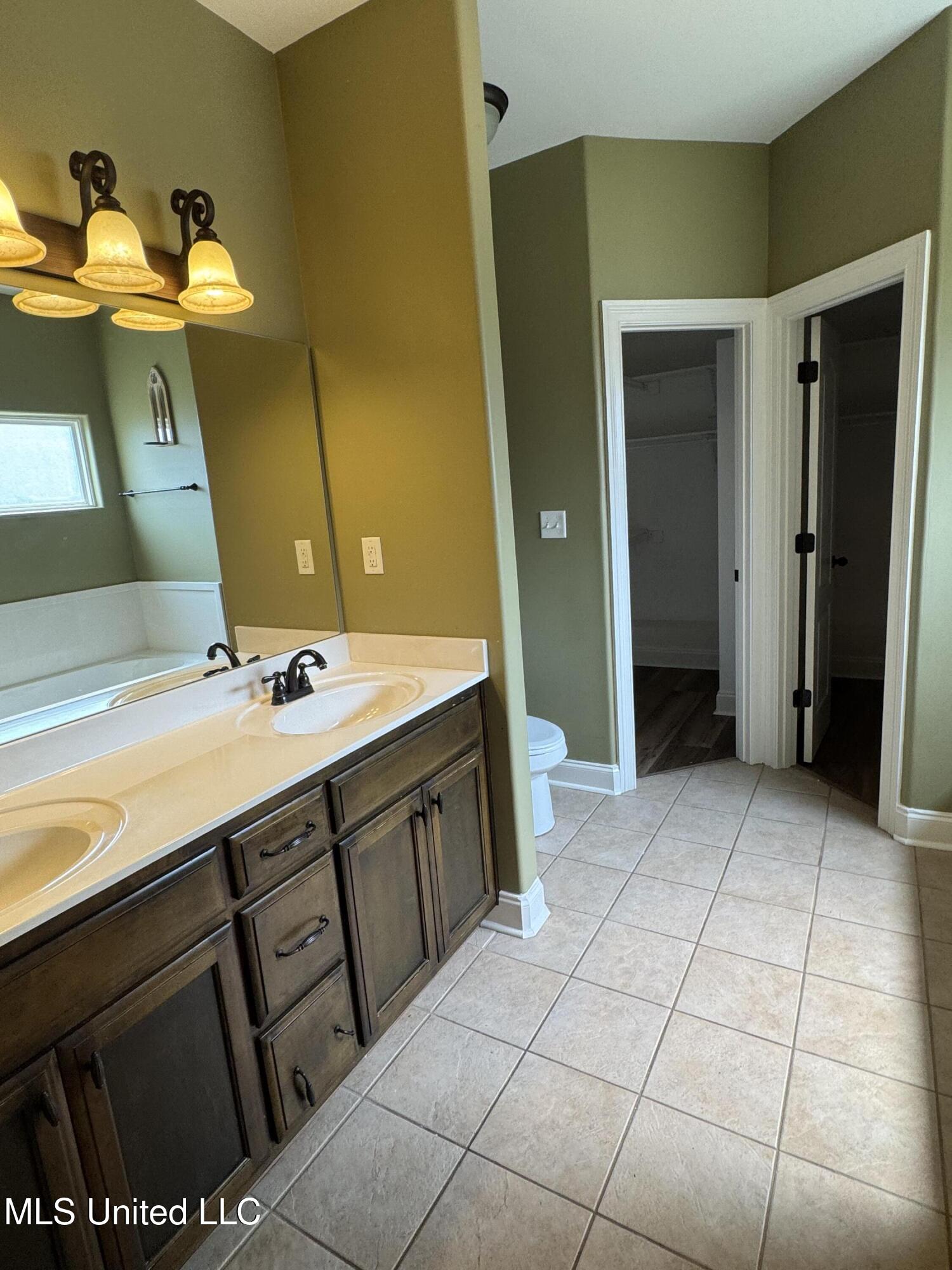 1406 Koby Lane Property Photo 11