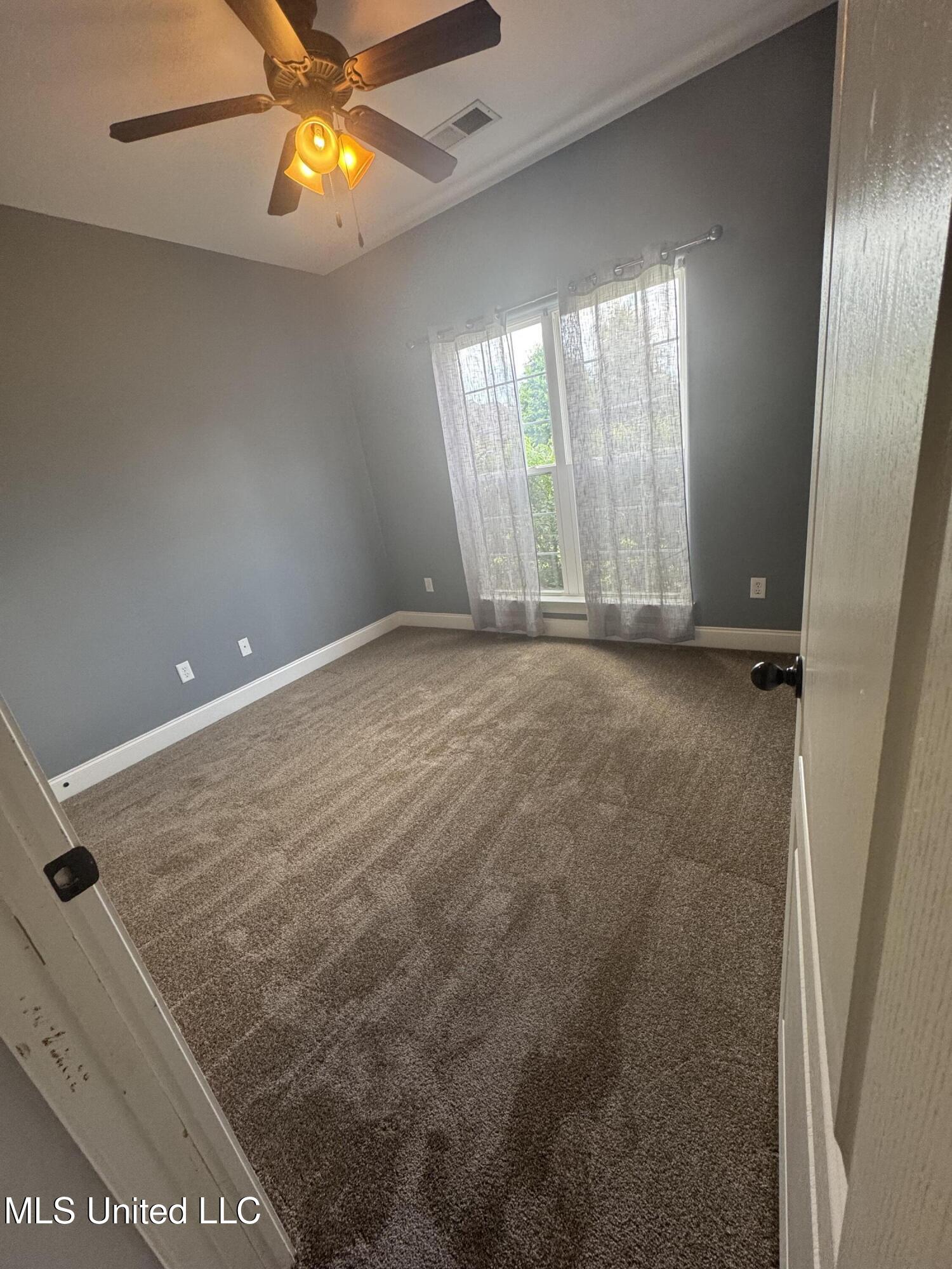 1406 Koby Lane Property Photo 14