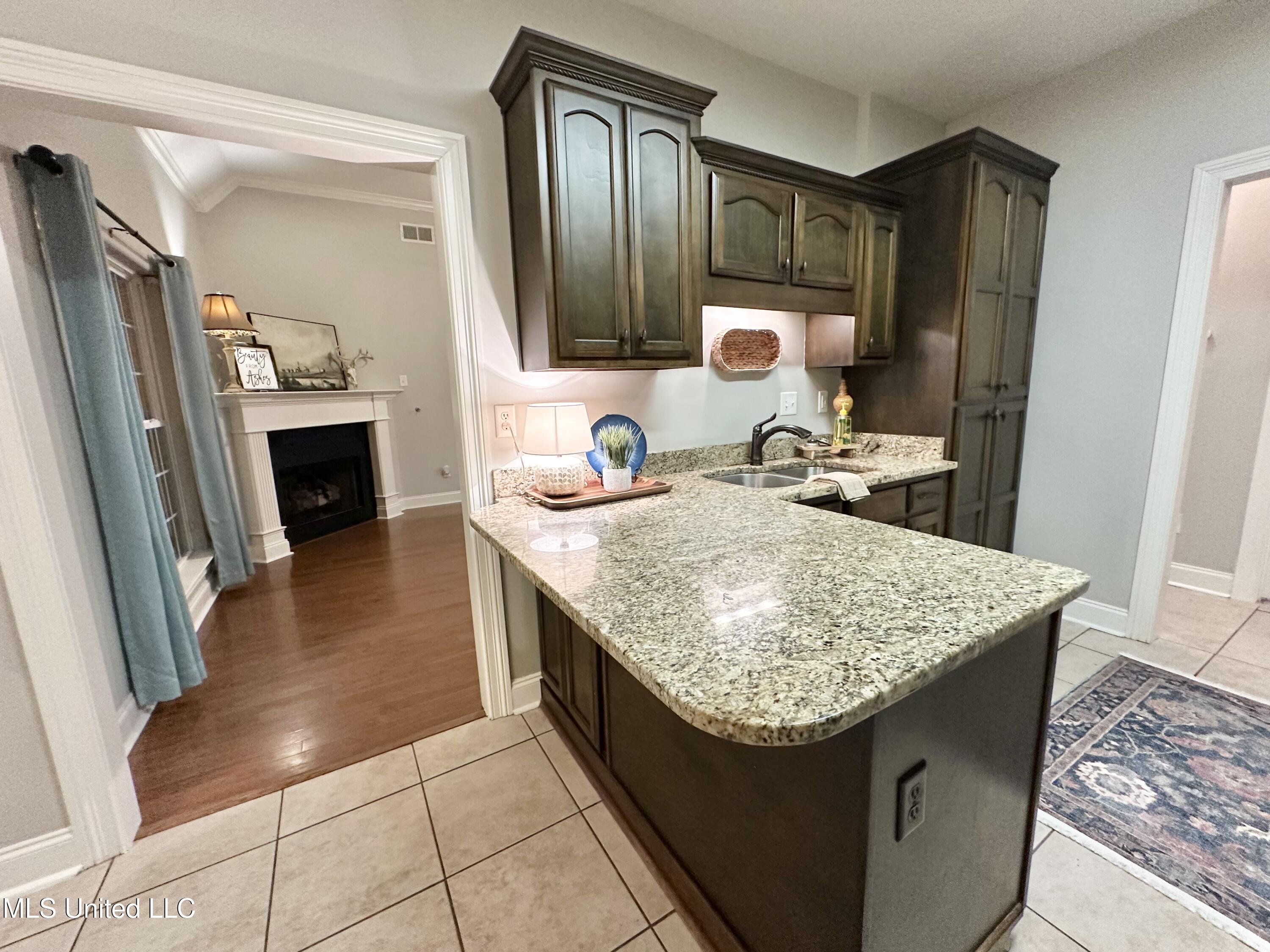 1406 Koby Lane Property Photo 14