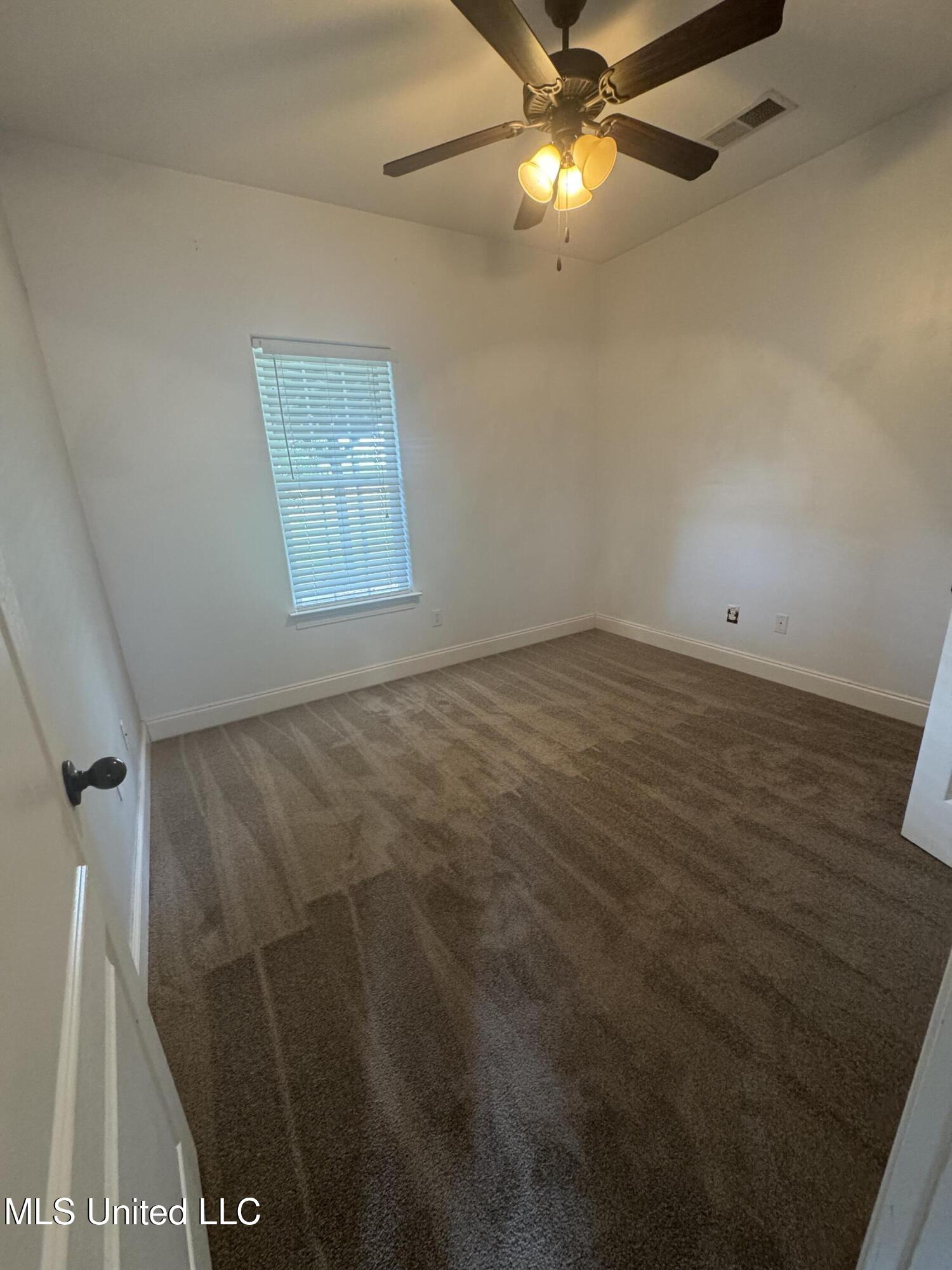 1406 Koby Lane Property Photo 15