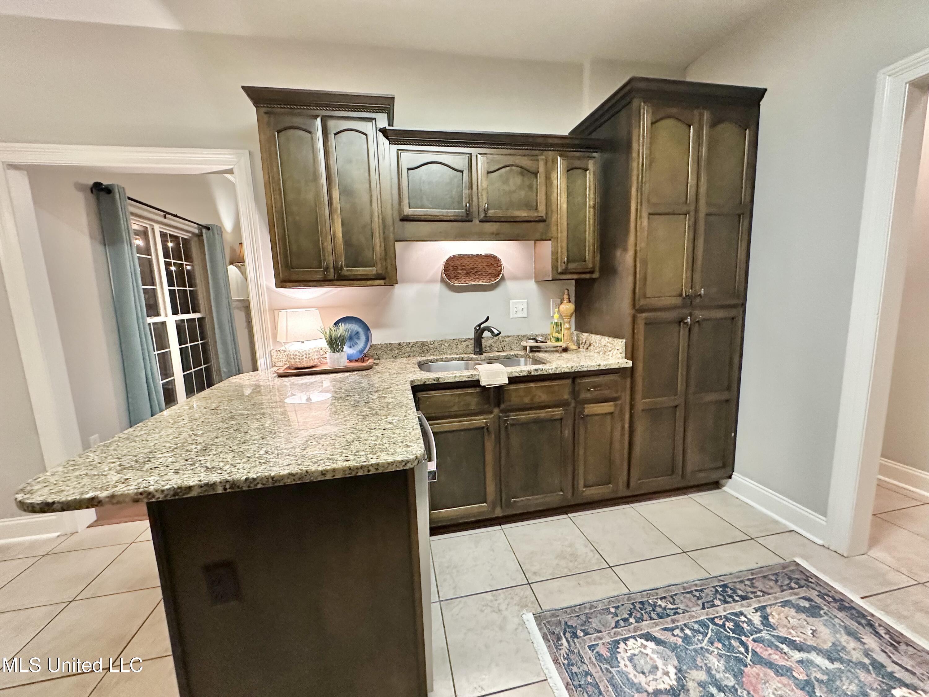 1406 Koby Lane Property Photo 16