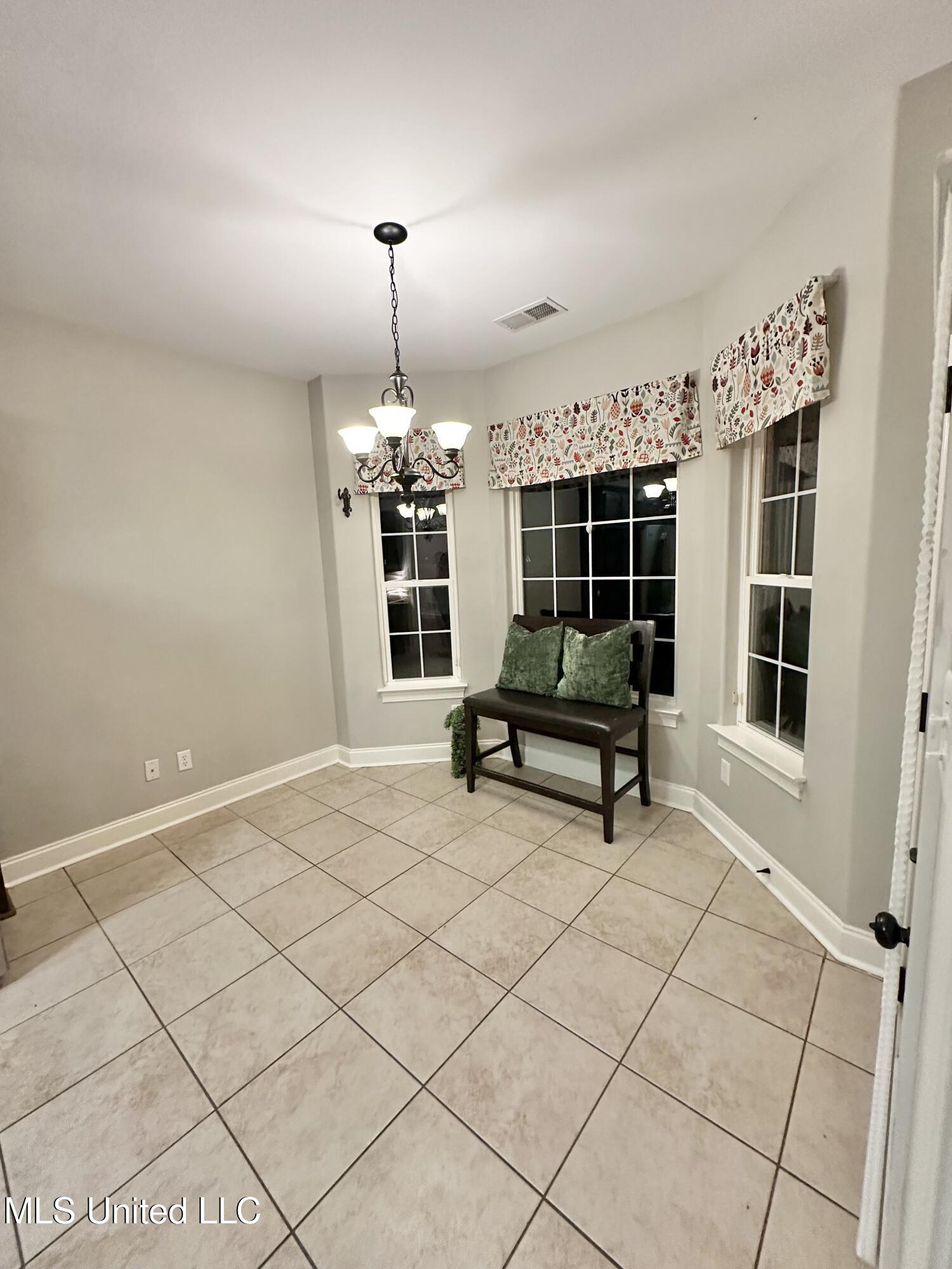 1406 Koby Lane Property Photo 23