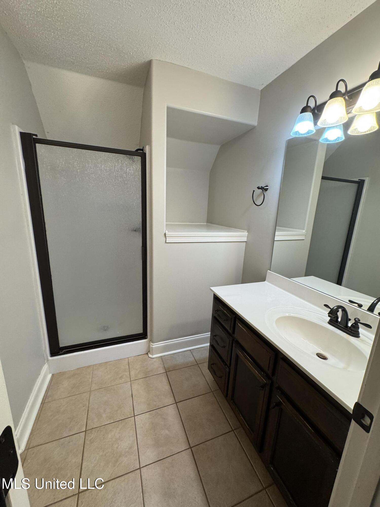 1406 Koby Lane Property Photo 24