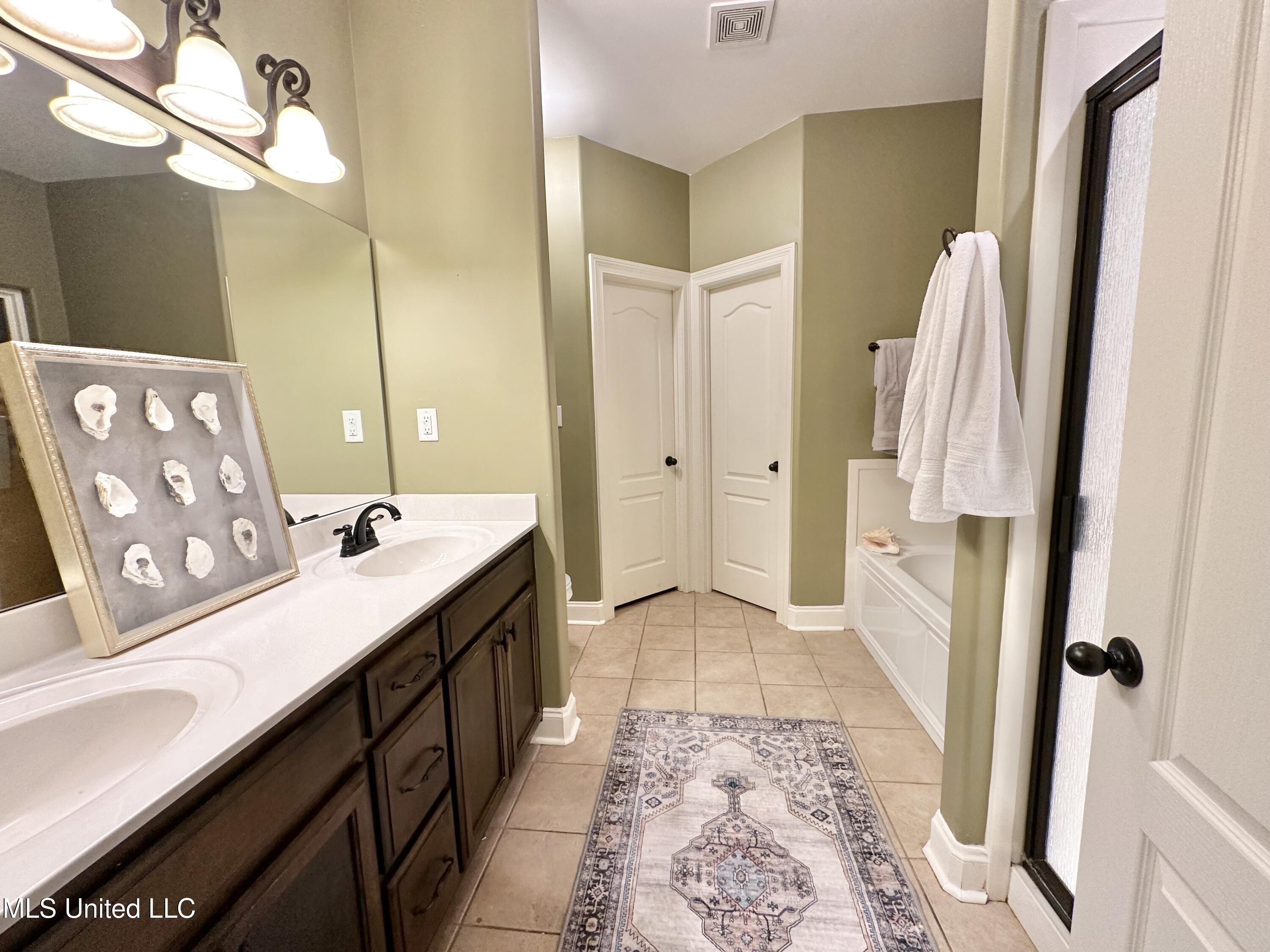 1406 Koby Lane Property Photo 25