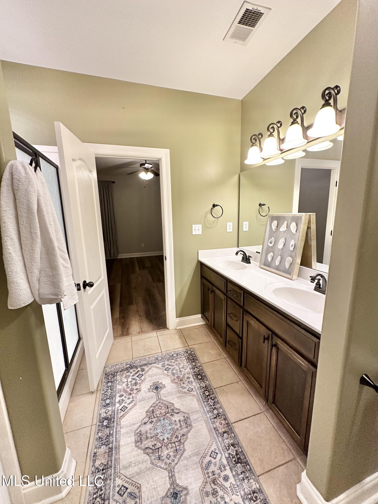 1406 Koby Lane Property Photo 26