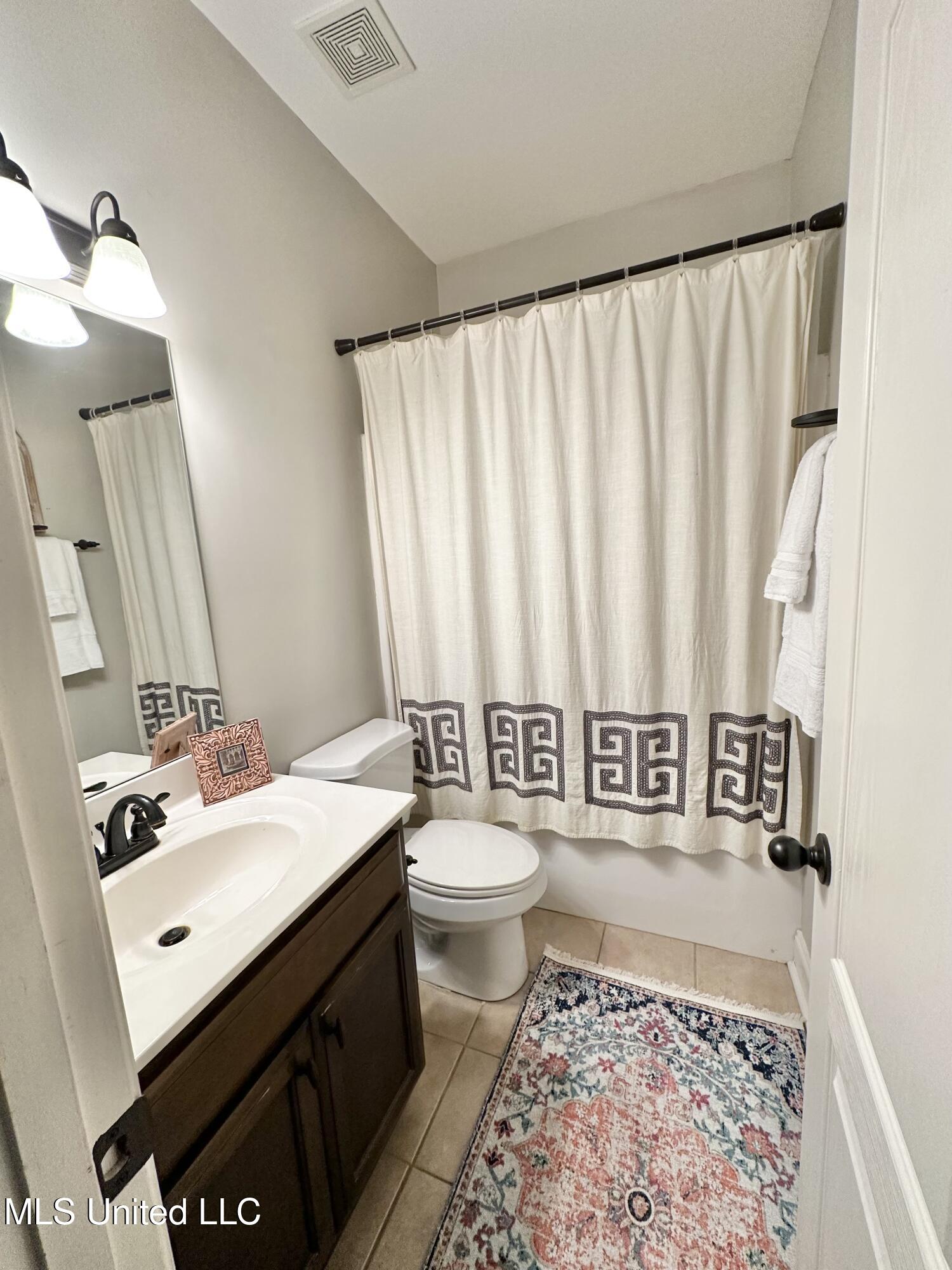 1406 Koby Lane Property Photo 32