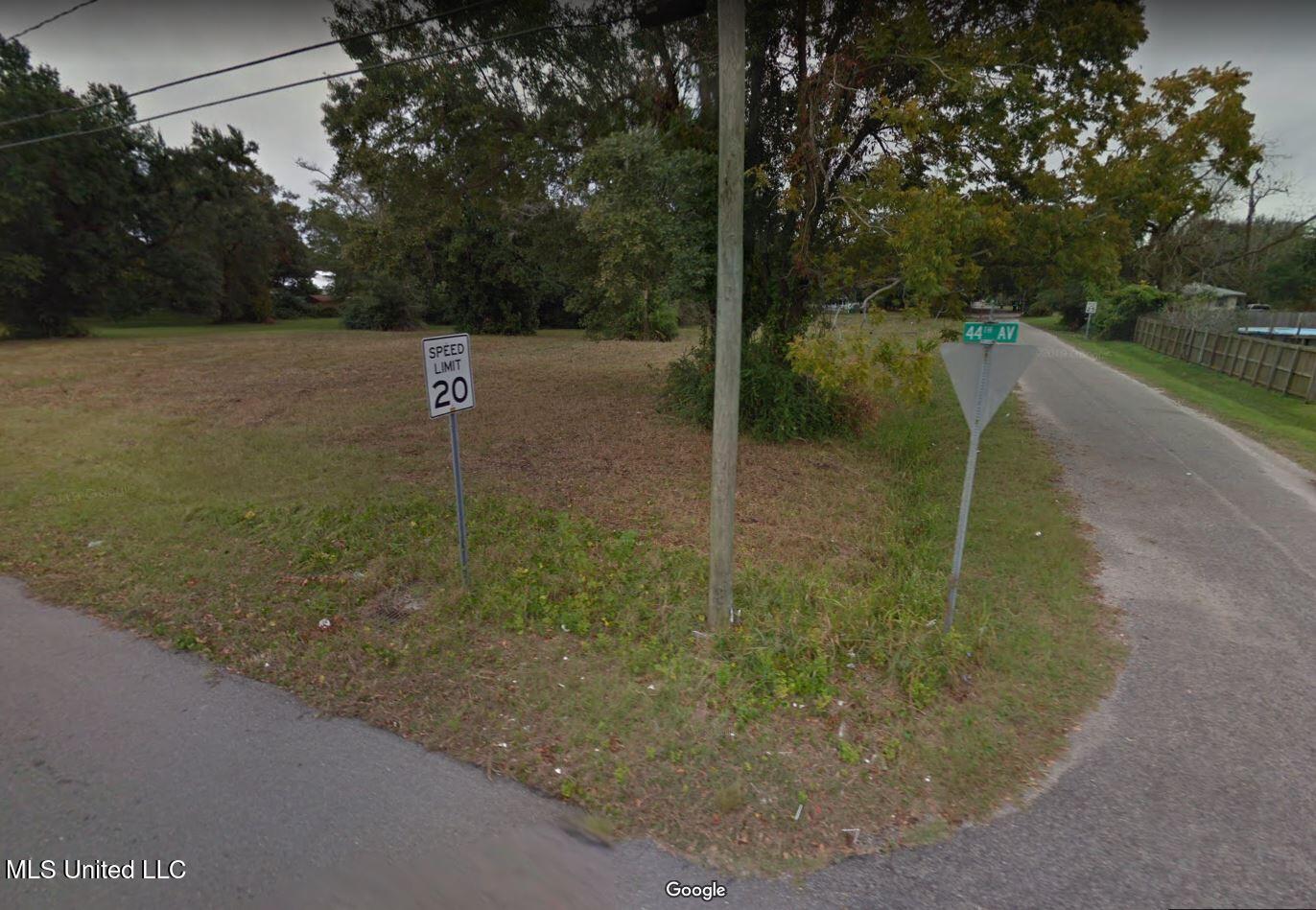 1200 44th Avenue Property Photo 1