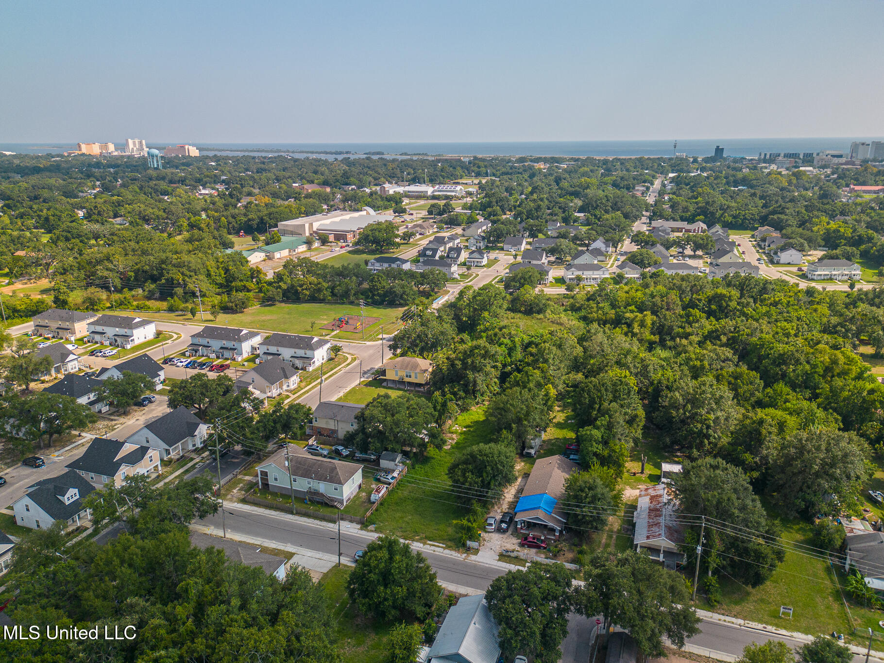 643 Walker Street Property Photo 6