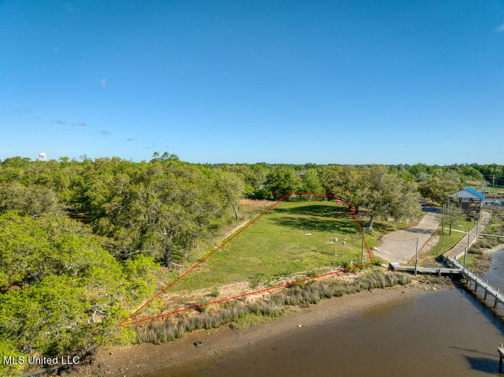 9469 Grady Lane Property Photo 1