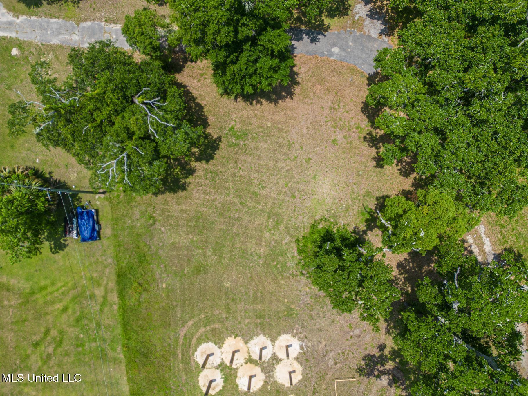 1537 Lot C Midway Avenue Property Photo 2