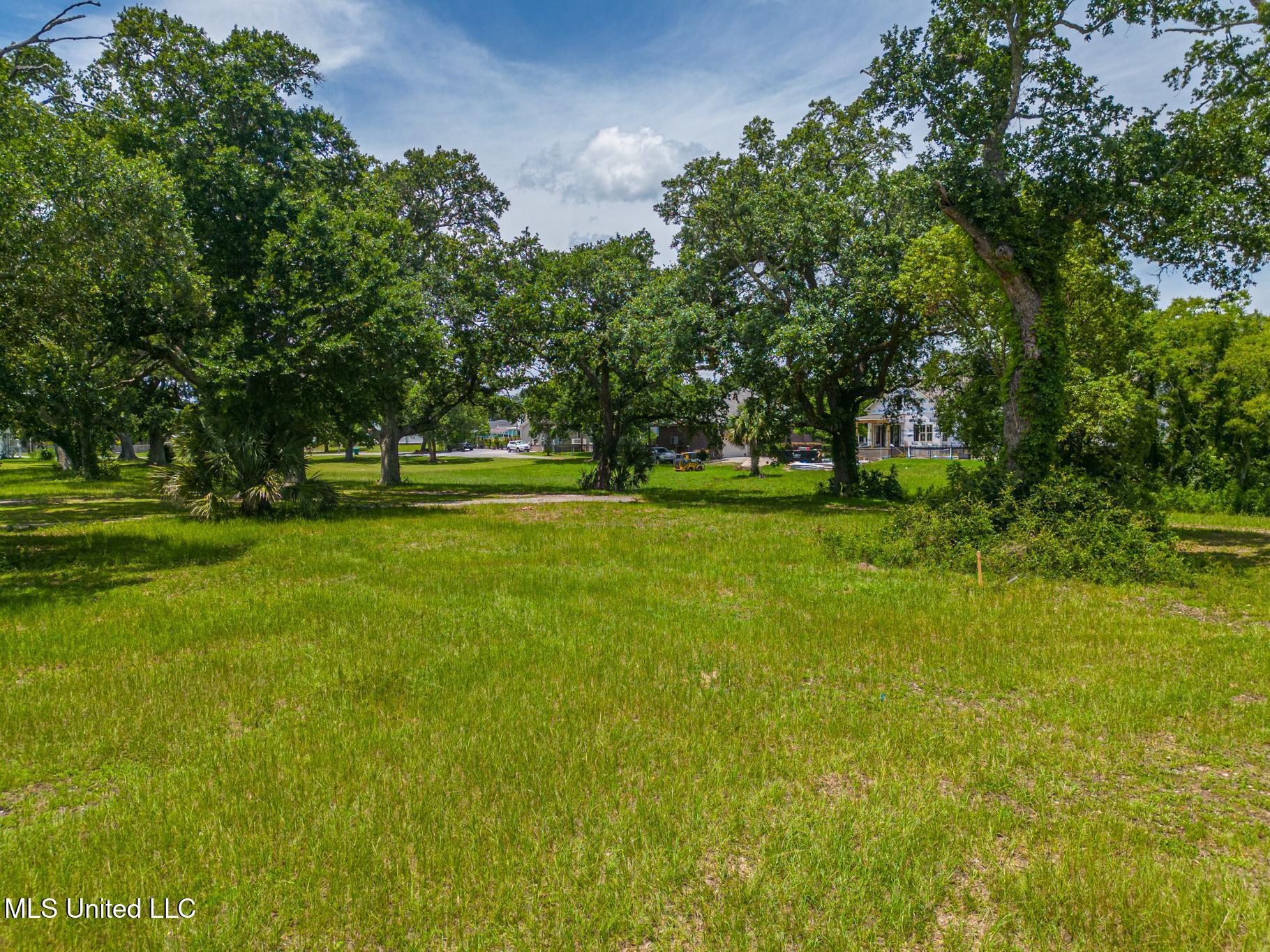 1537 Lot C Midway Avenue Property Photo 3