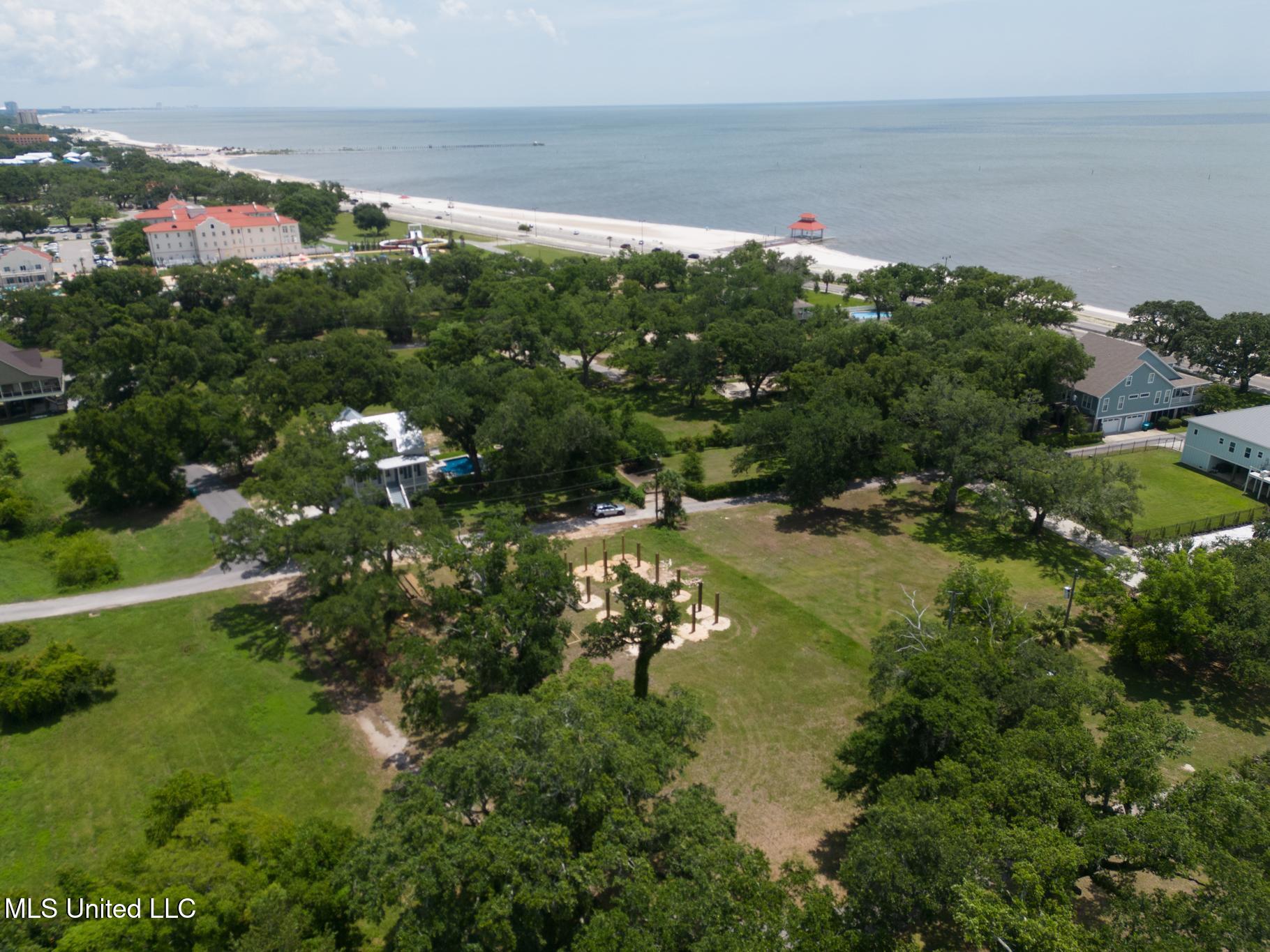 1537 Lot C Midway Avenue Property Photo 10