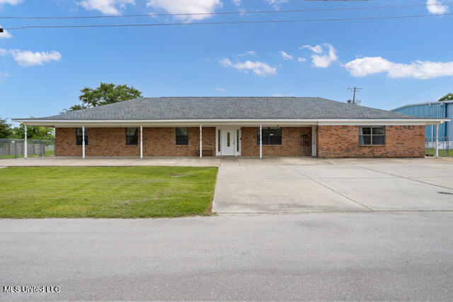 281 7 Th Street Property Photo 1