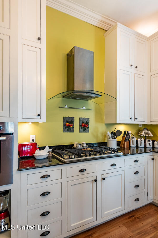 612 State Street Property Photo 22