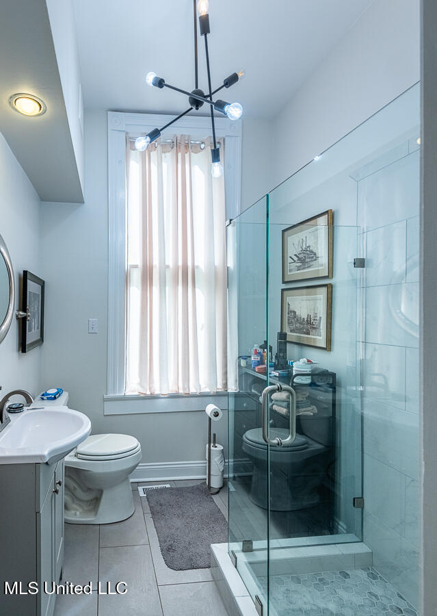 612 State Street Property Photo 31