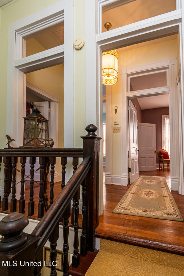 612 State Street Property Photo 33