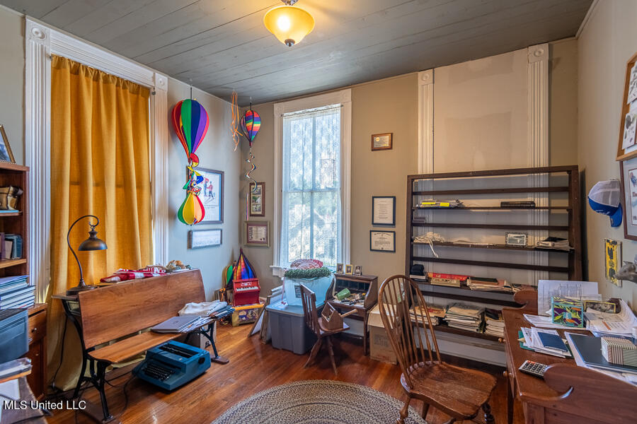 612 State Street Property Photo 44