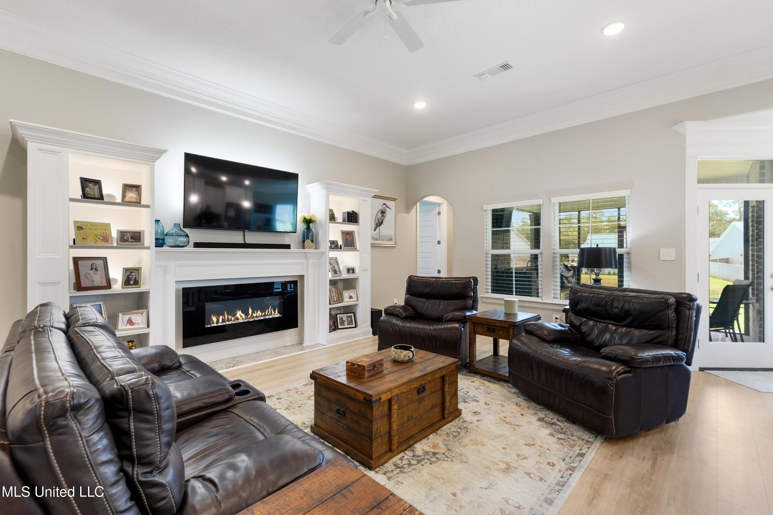 16872 W Landon Green Circle Property Photo 3