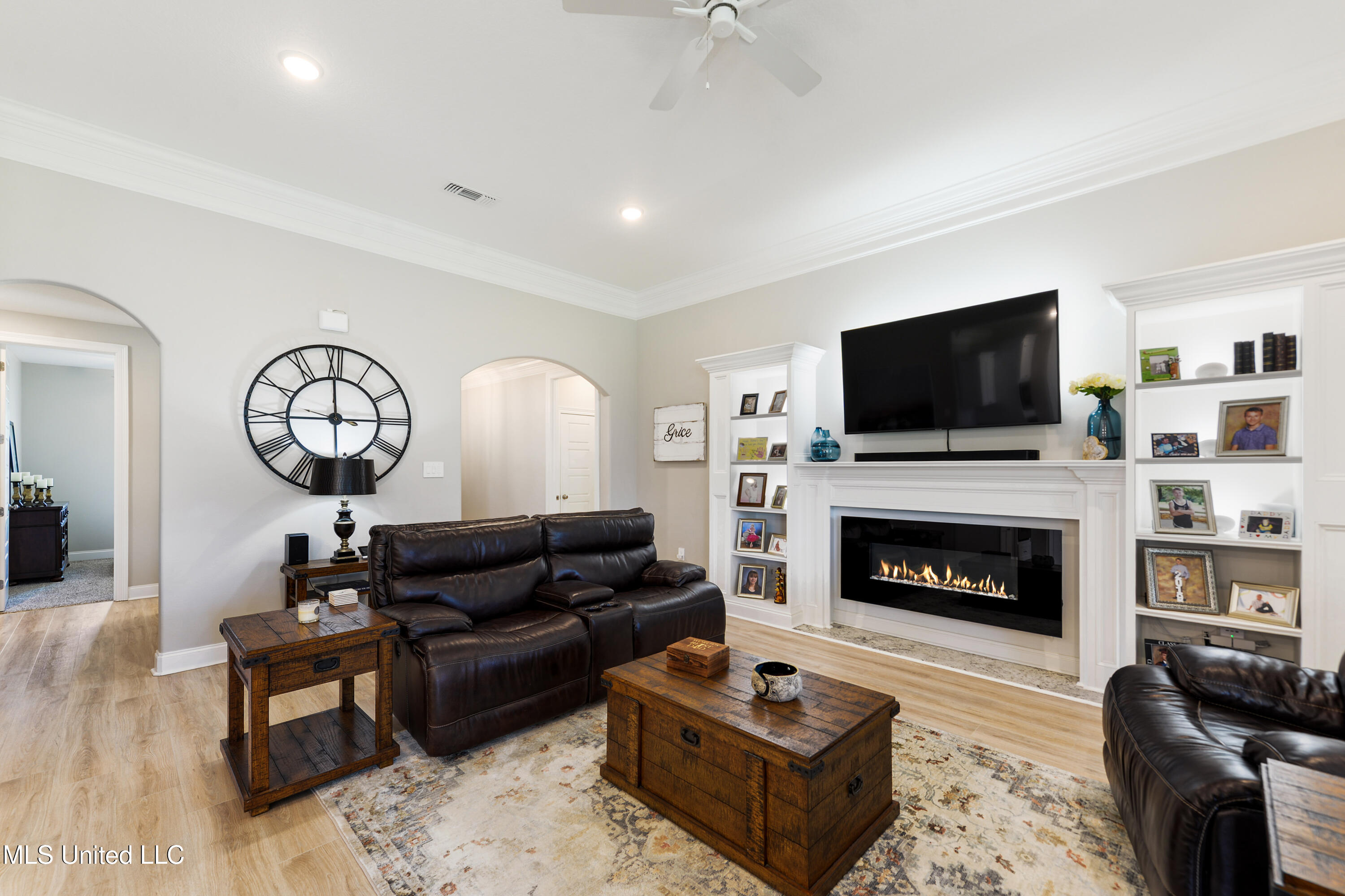 16872 W Landon Green Circle Property Photo 8