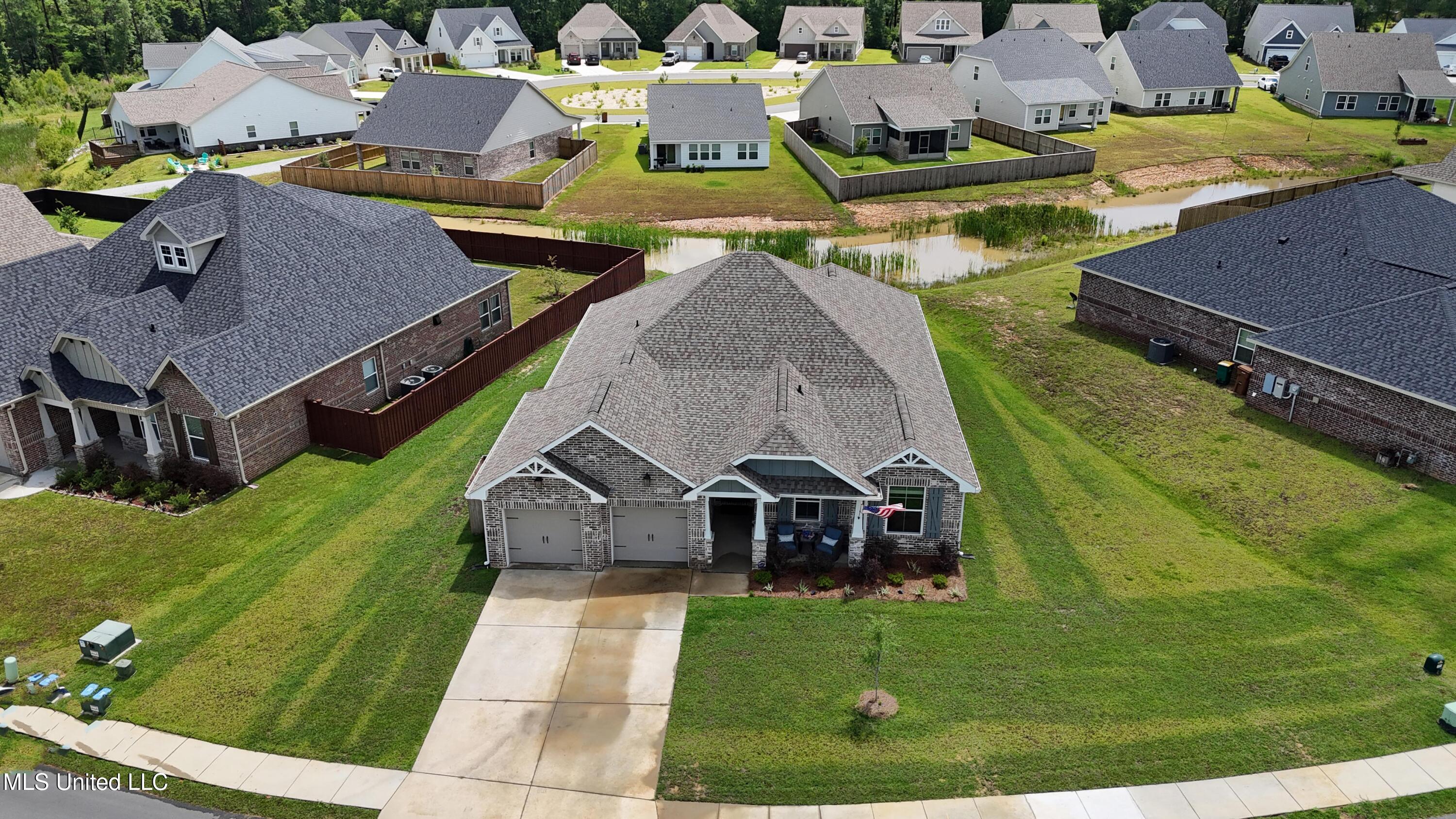 16872 W Landon Green Circle Property Photo 30