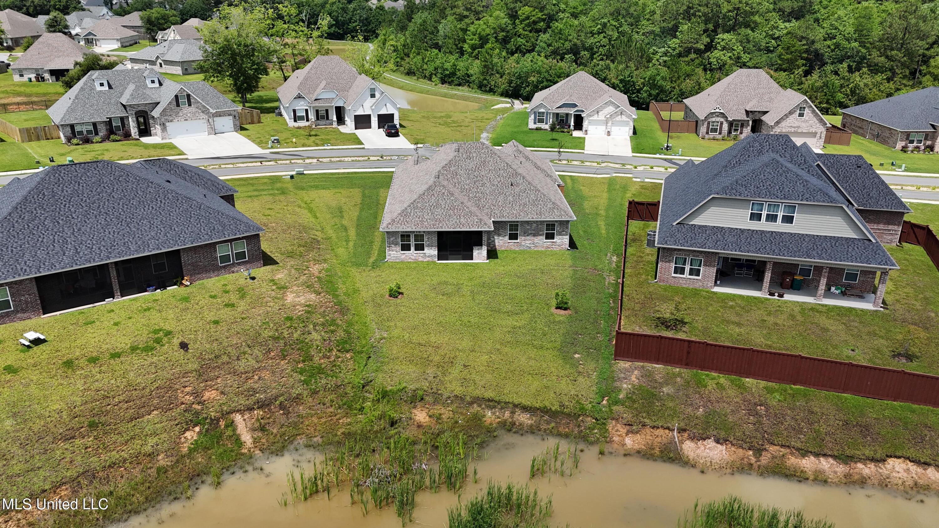 16872 W Landon Green Circle Property Photo 34