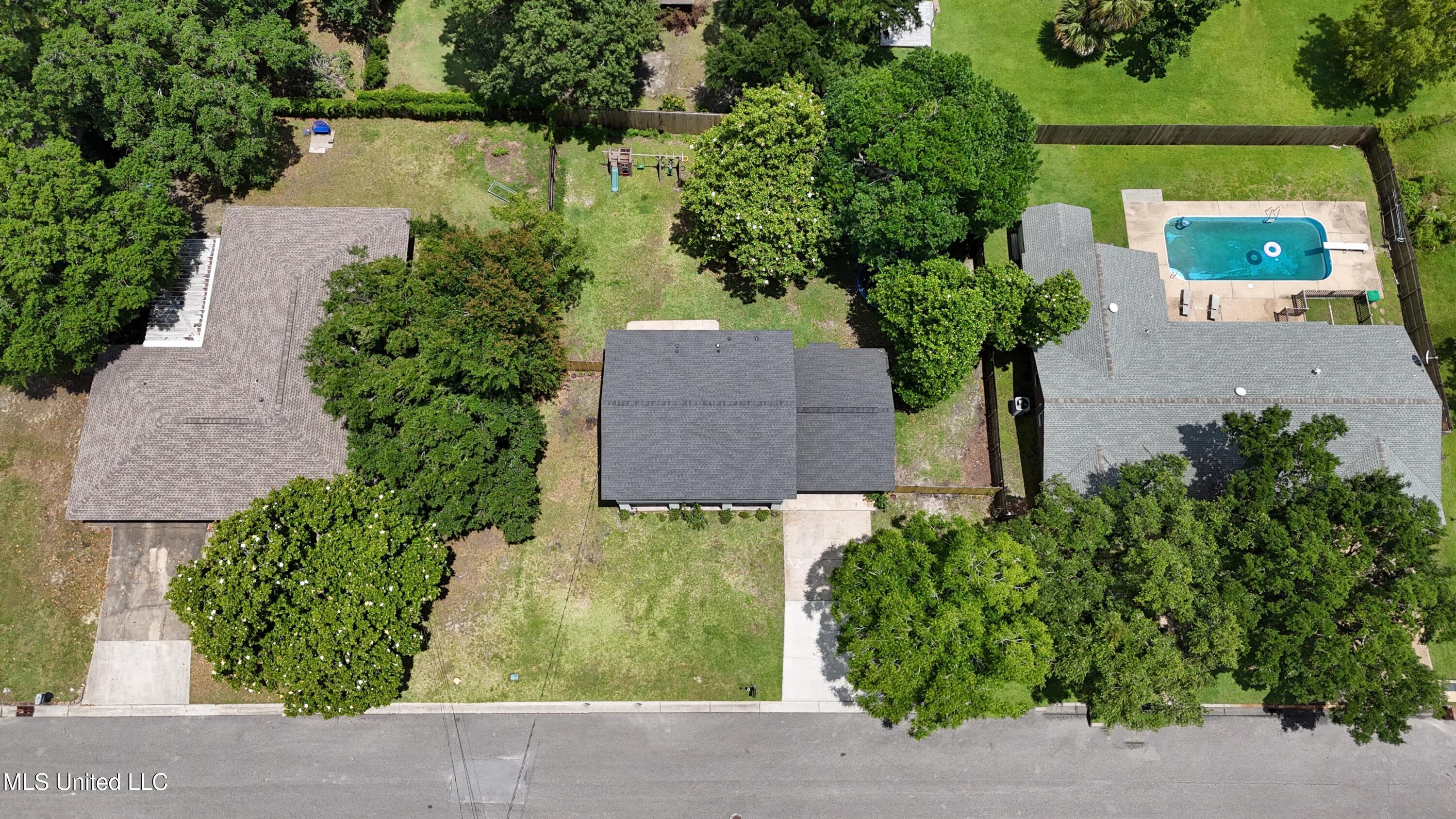 16872 W Landon Green Circle Property Photo 38