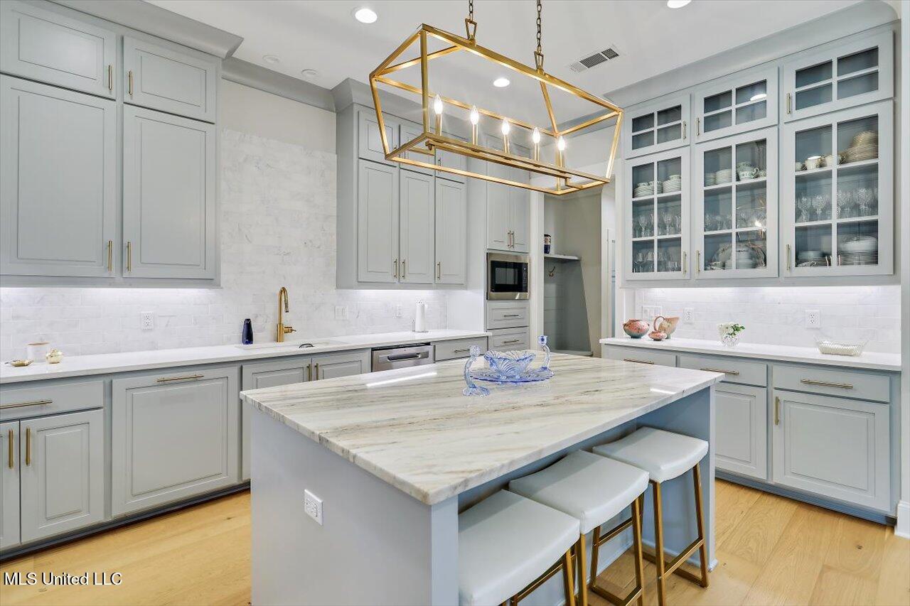 122 Seymour Drive Property Photo 12