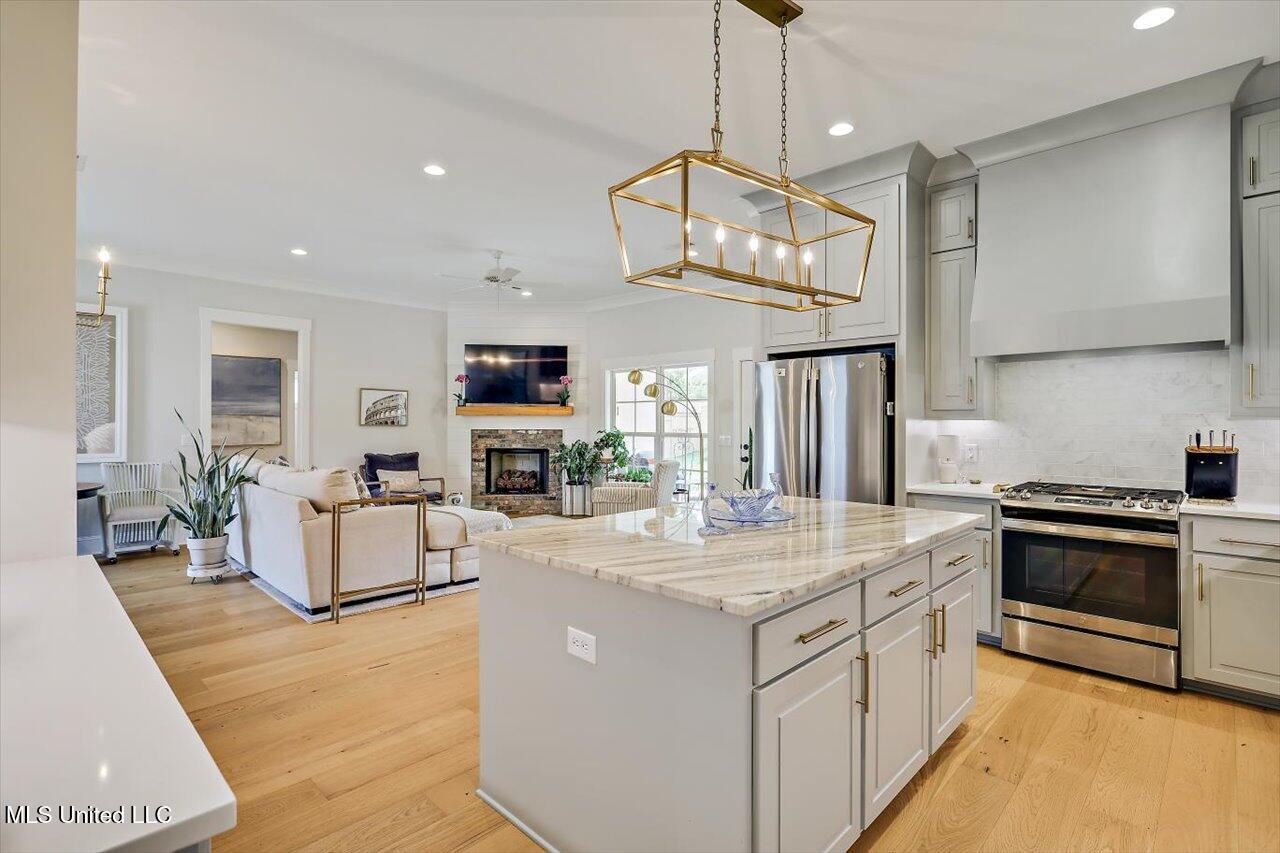 122 Seymour Drive Property Photo 13