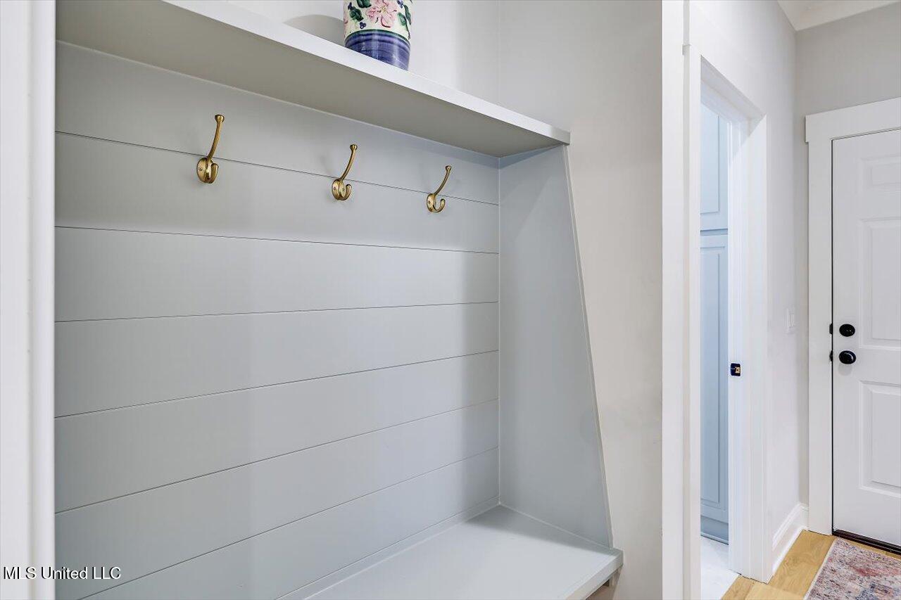 122 Seymour Drive Property Photo 15