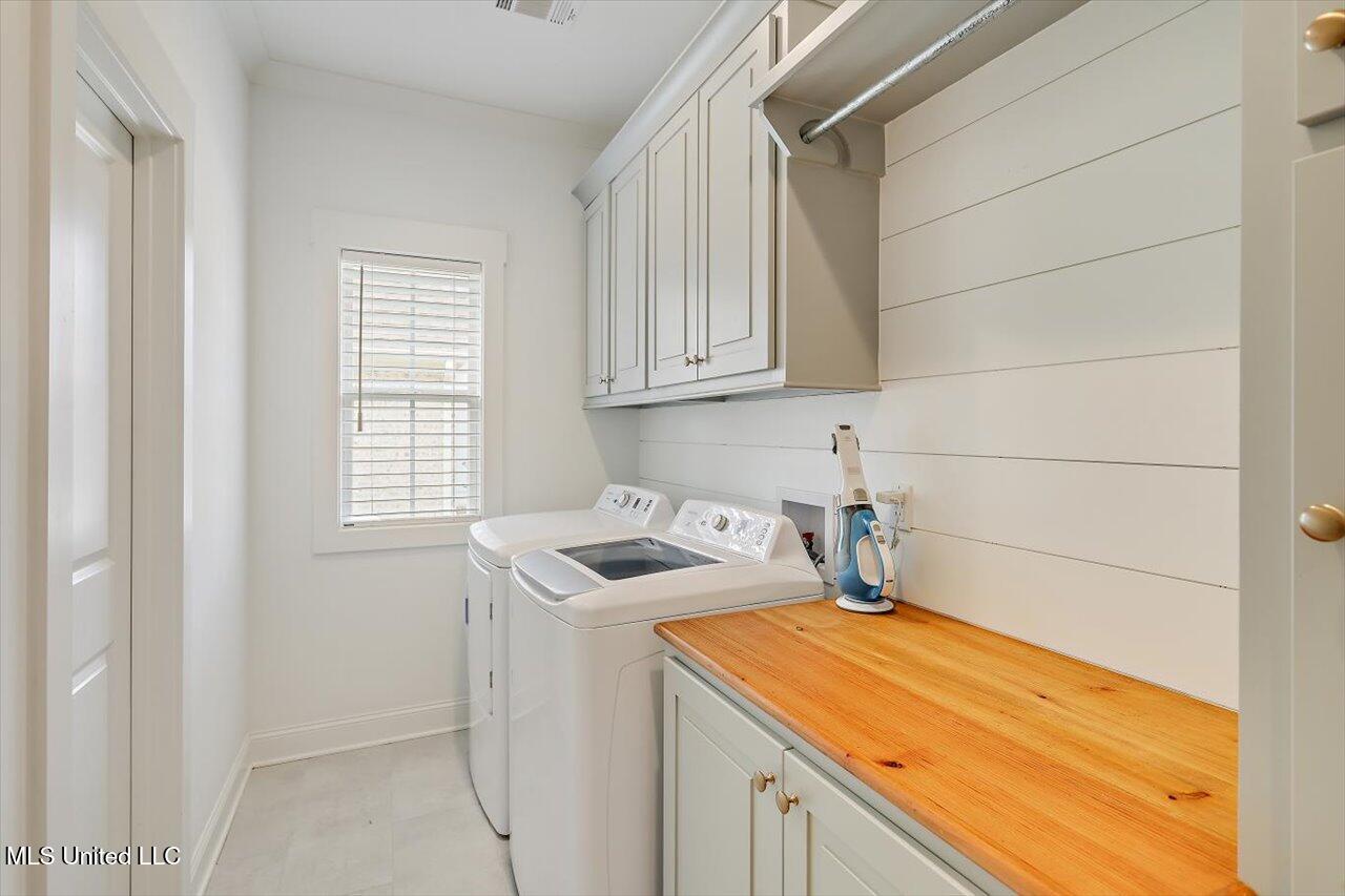 122 Seymour Drive Property Photo 16