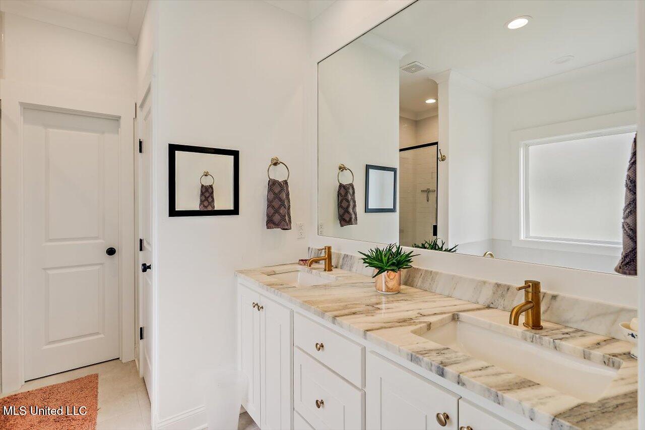 122 Seymour Drive Property Photo 20