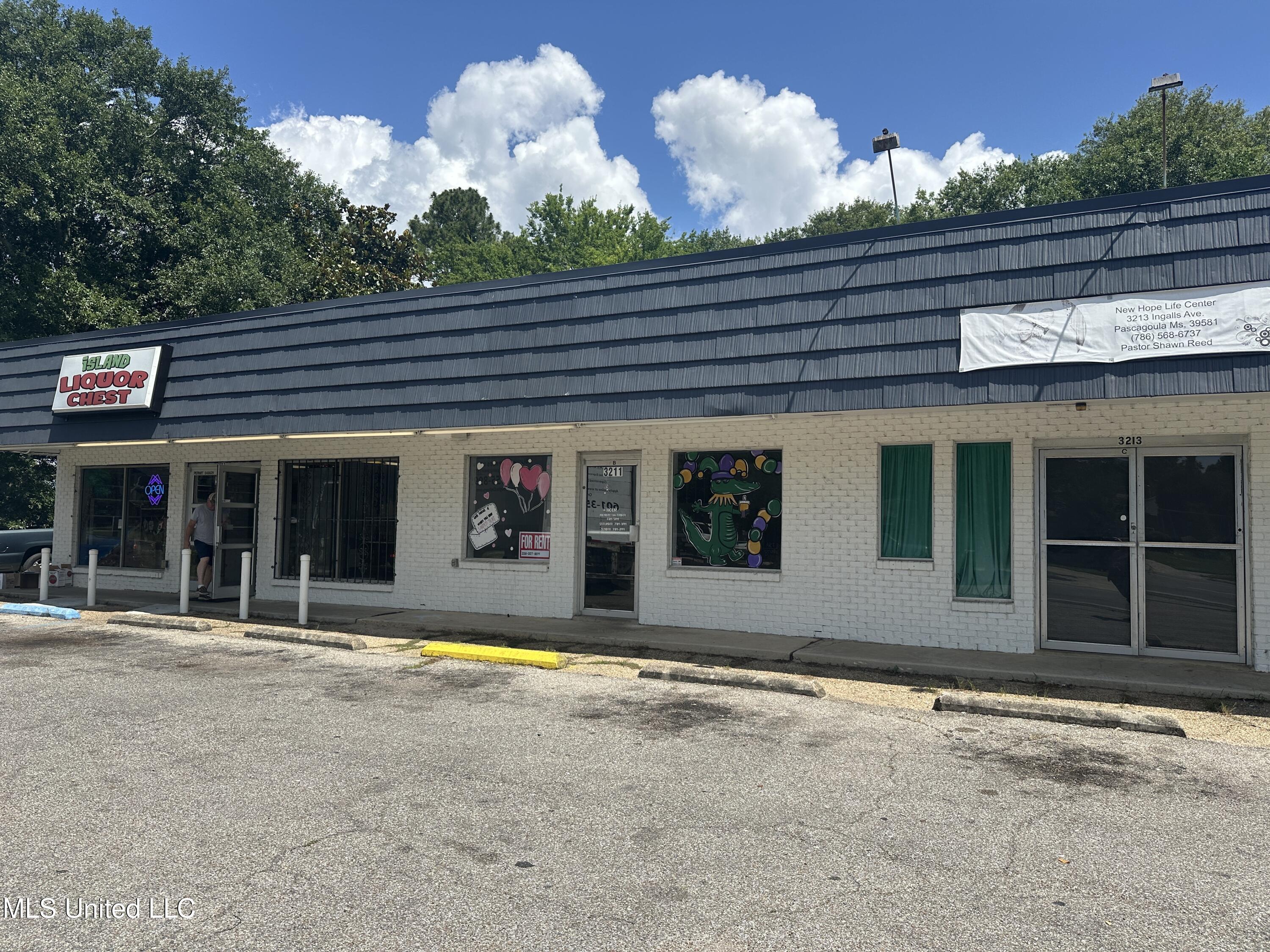 3211 Ingalls Avenue Property Photo 1