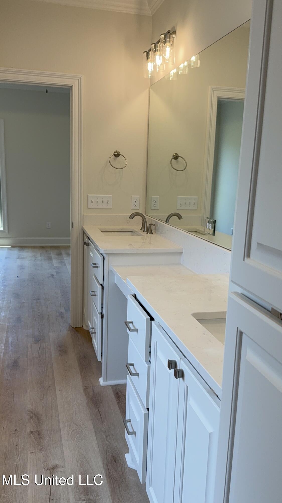 409 Butternut Drive Property Photo 23